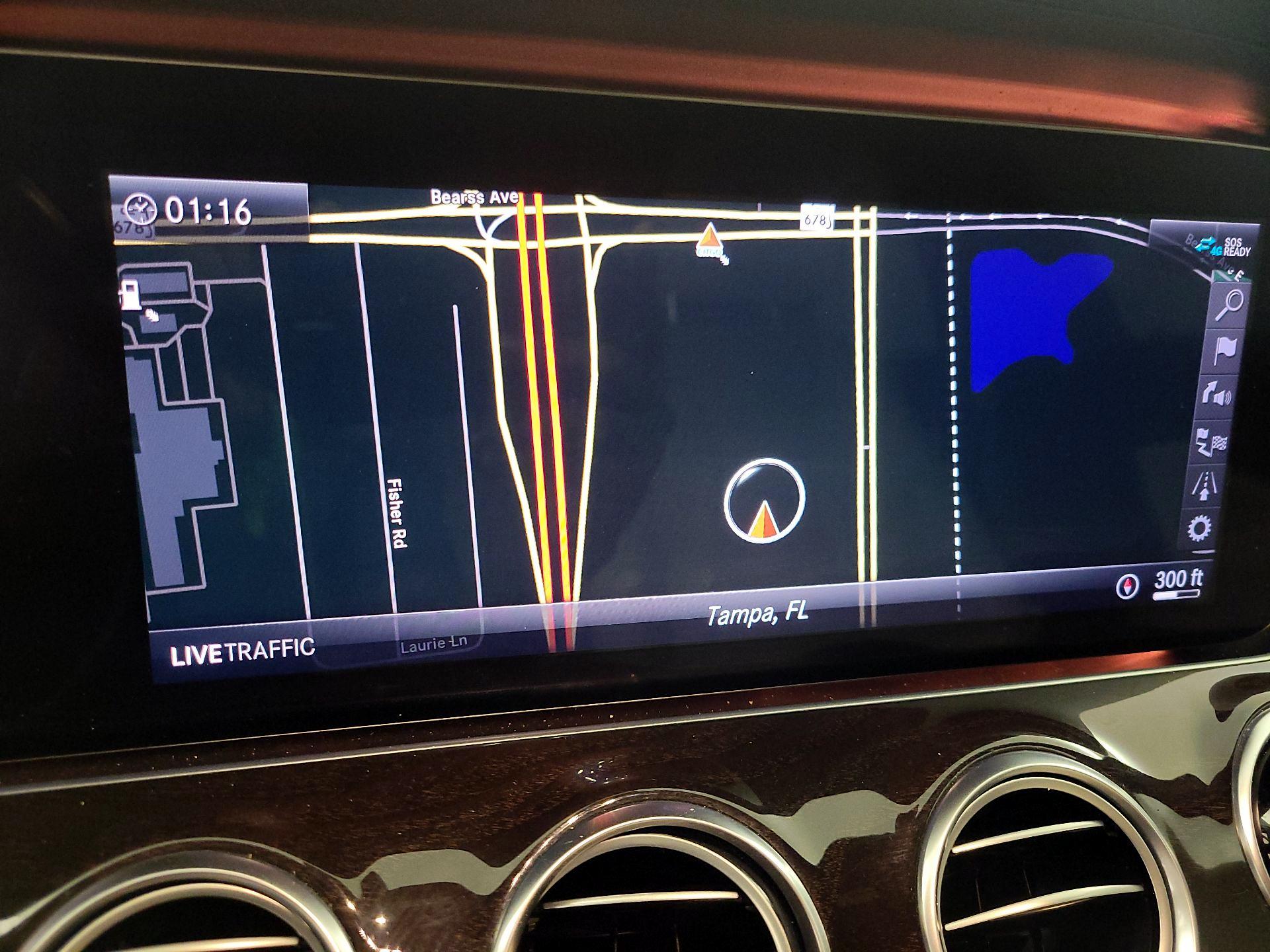 Thumbnail: 2020 Mercedes-Benz E-Class - 12