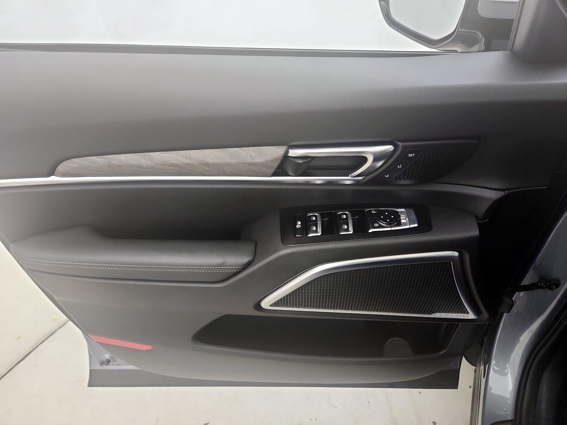 Thumbnail: 2022 Kia Telluride - 12