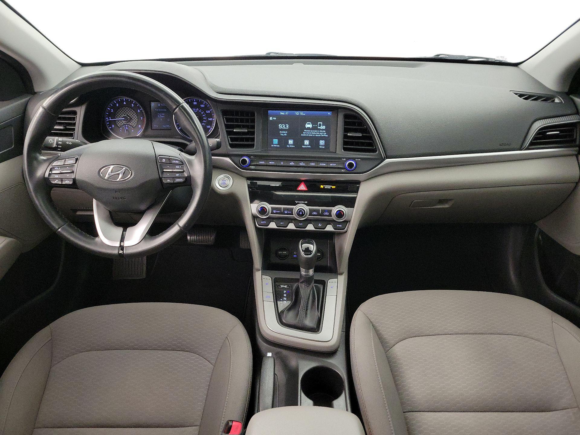 Thumbnail: 2019 Hyundai Elantra - 9
