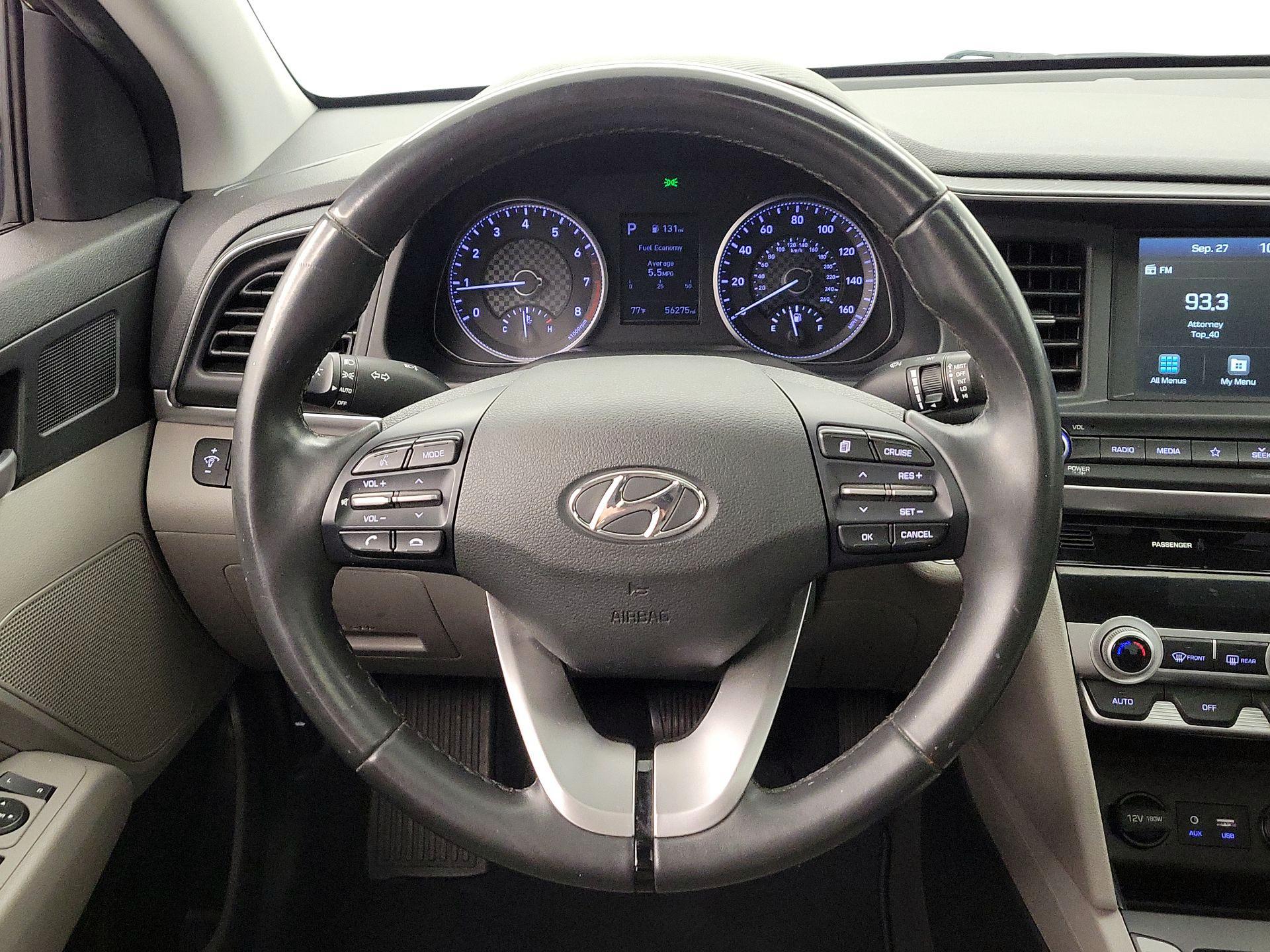Thumbnail: 2019 Hyundai Elantra - 10