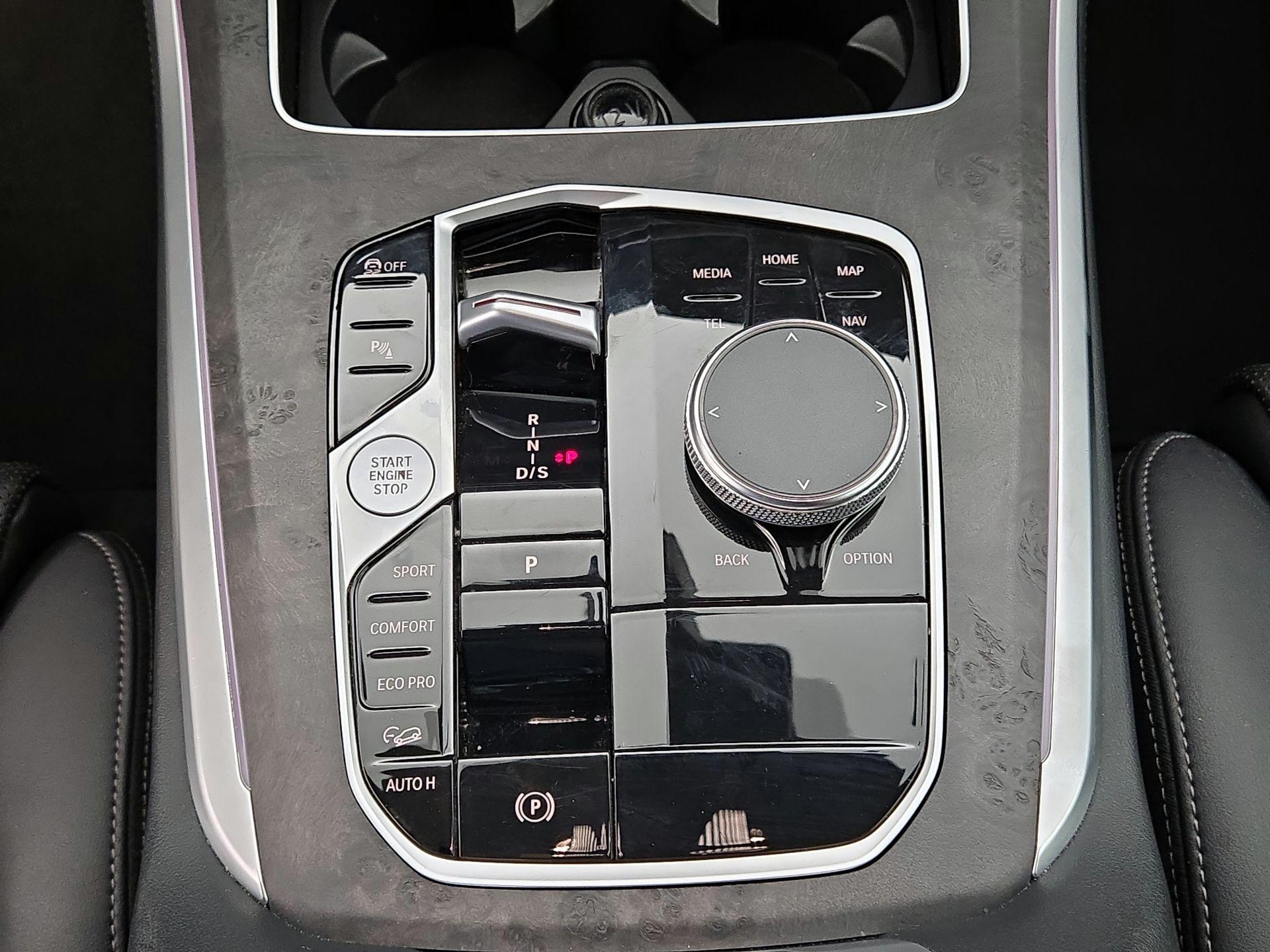 Thumbnail: 2024 BMW X5 - 17