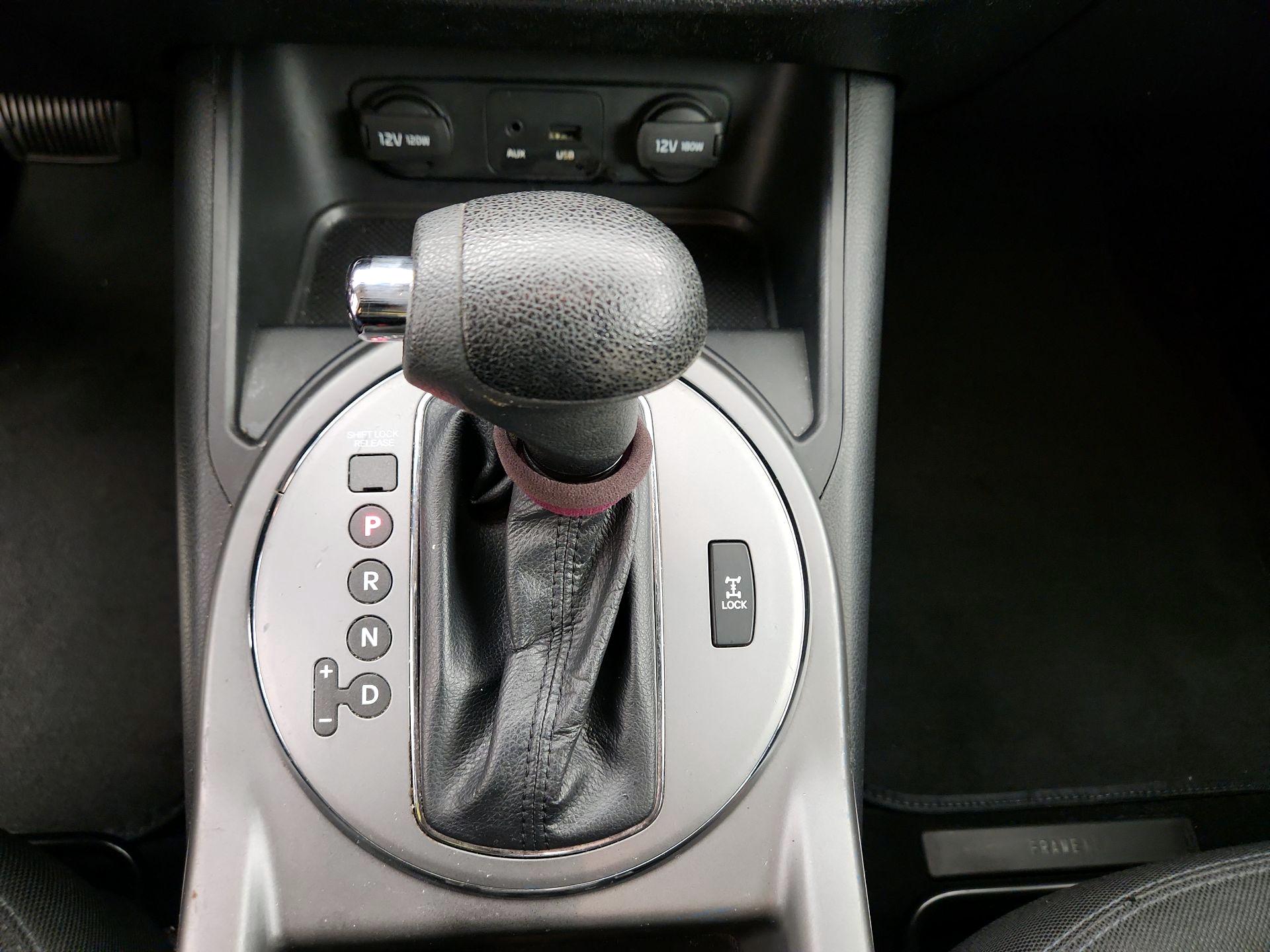 Thumbnail: 2014 Kia Sportage - 16