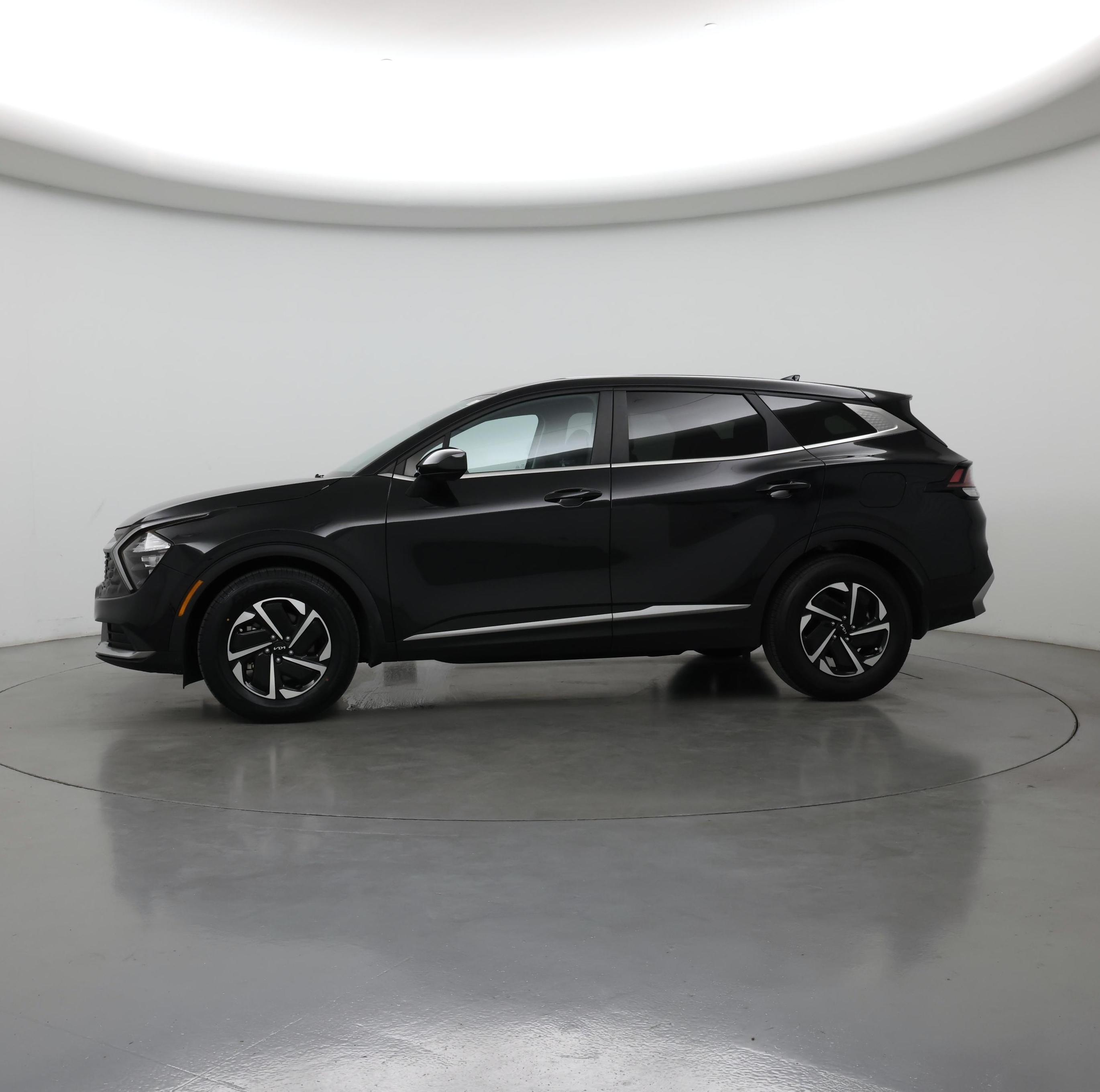 Thumbnail: 2023 Kia Sportage - 3