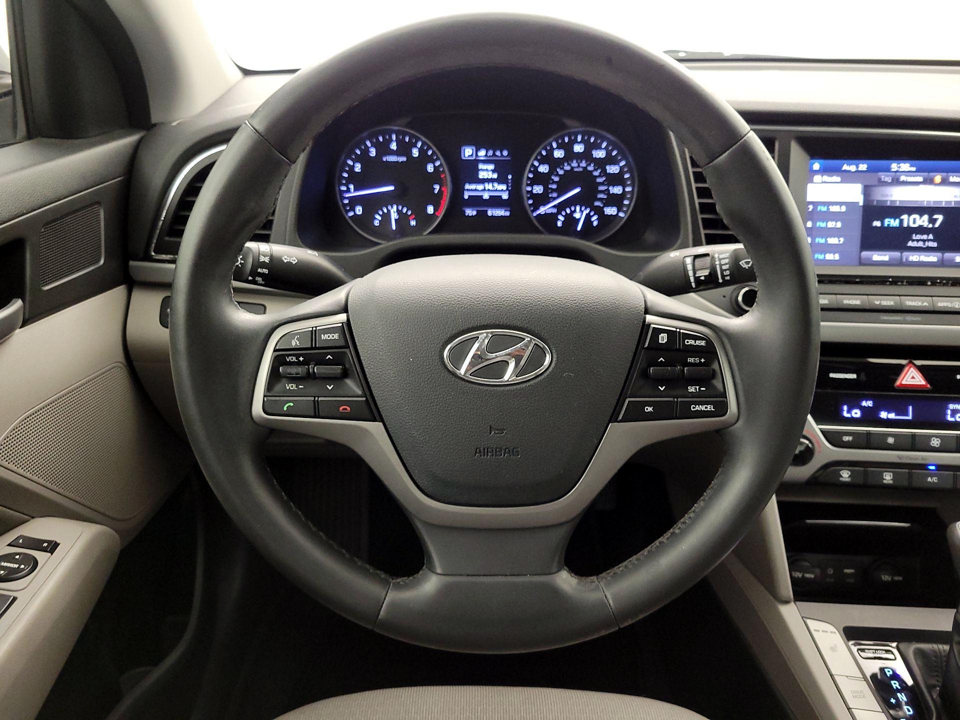 Thumbnail: 2017 Hyundai Elantra - 10