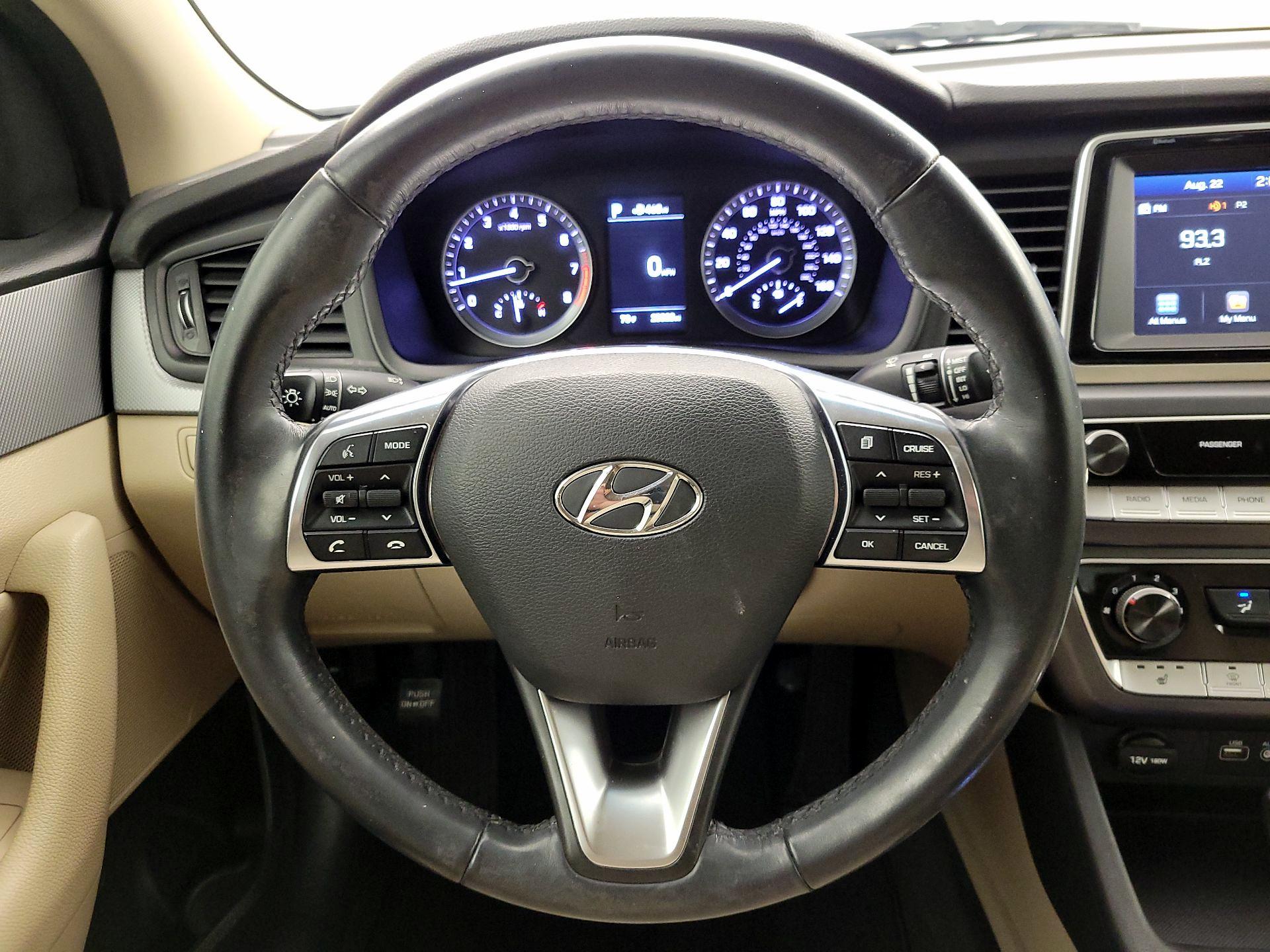 Thumbnail: 2018 Hyundai Sonata - 10