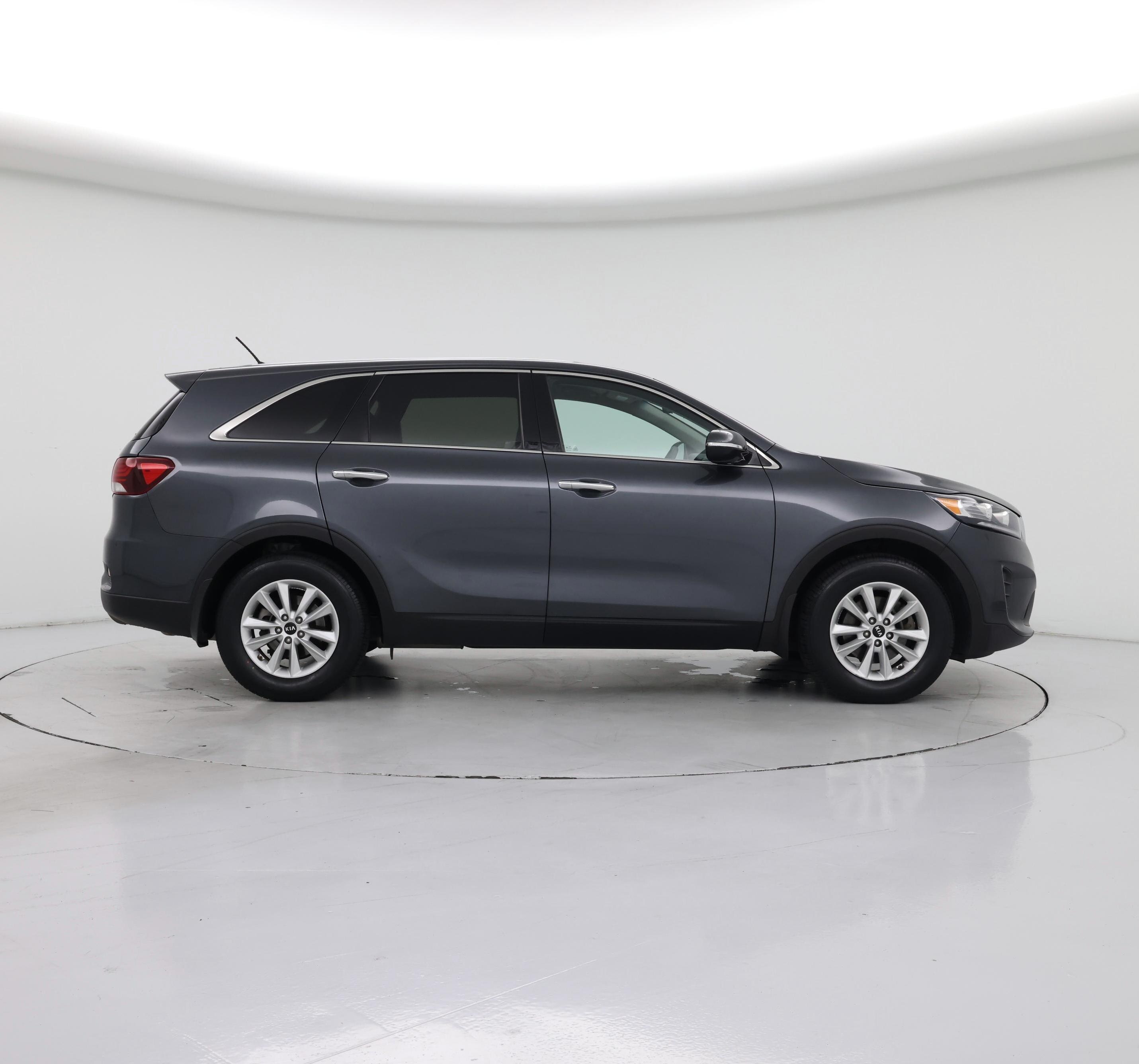 Thumbnail: 2020 Kia Sorento - 7
