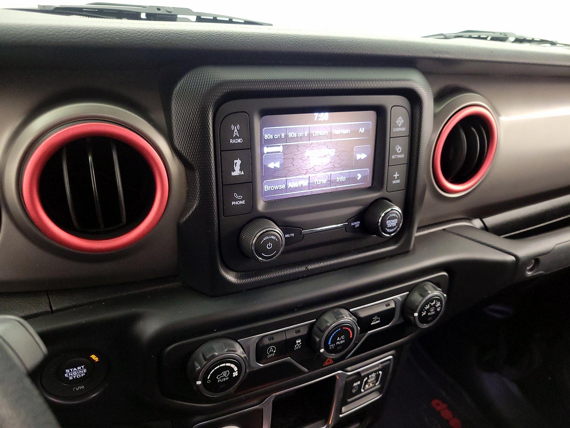 Thumbnail: 2020 Jeep Gladiator - 13