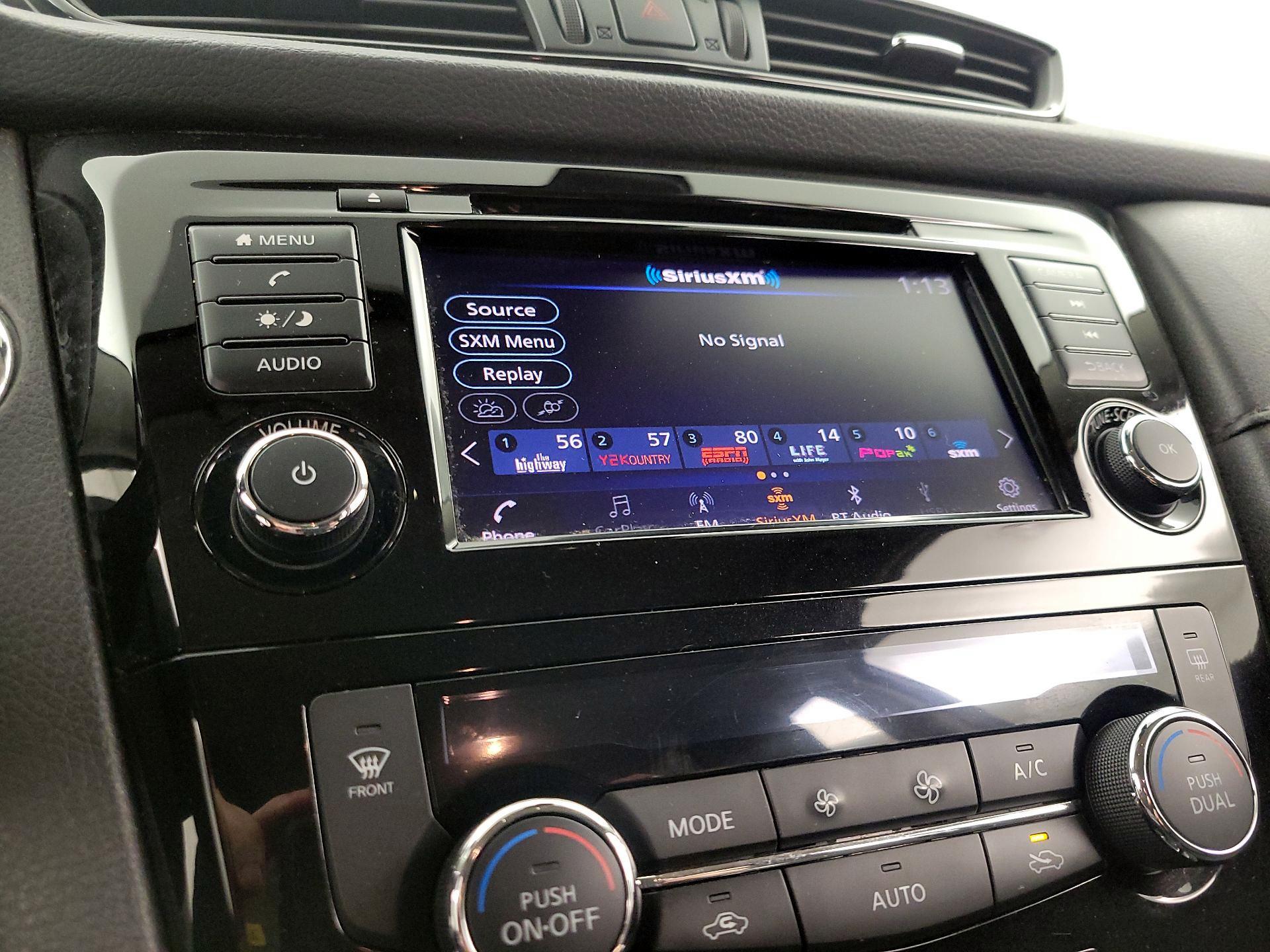 Thumbnail: 2019 Nissan Rogue - 15
