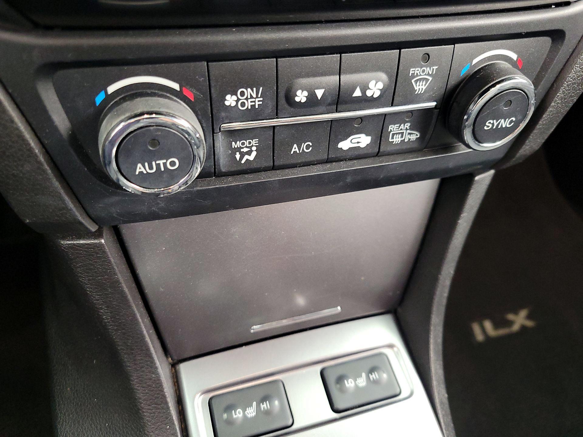 Thumbnail: 2015 Acura ILX - 16