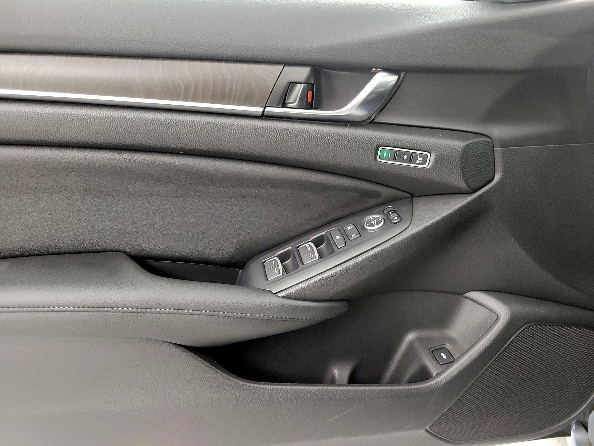 Thumbnail: 2021 Honda Accord - 12