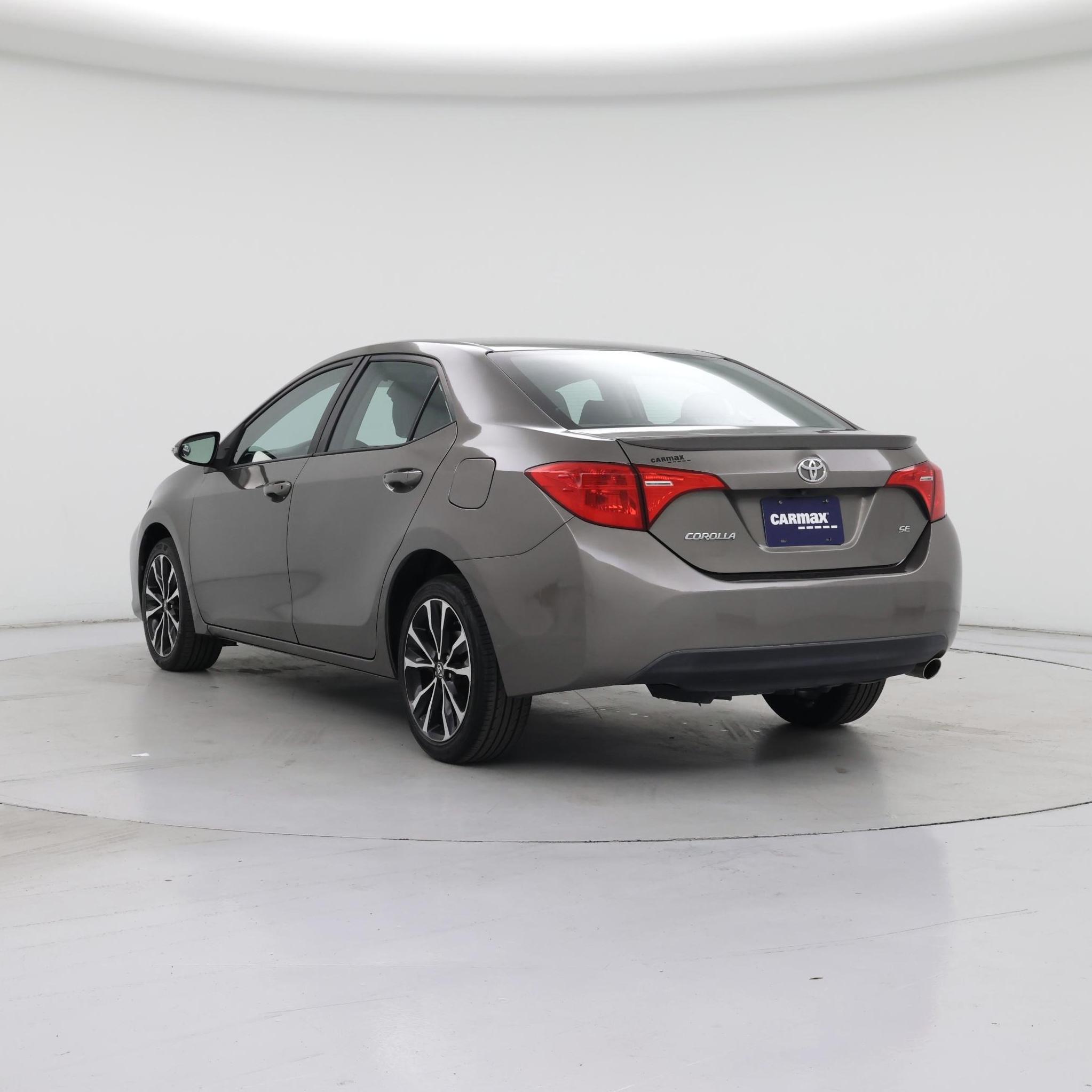 Thumbnail: 2017 Toyota Corolla - 2