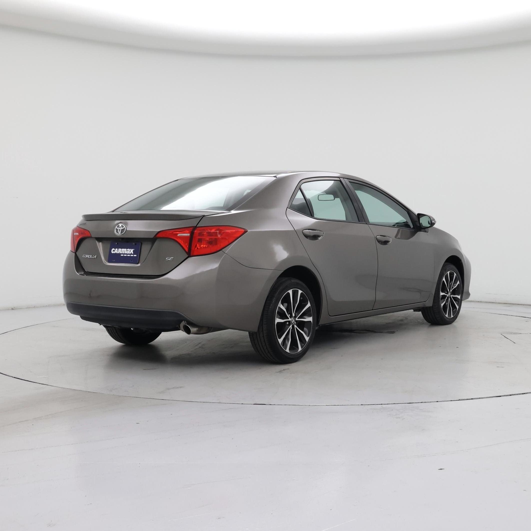 Thumbnail: 2017 Toyota Corolla - 8