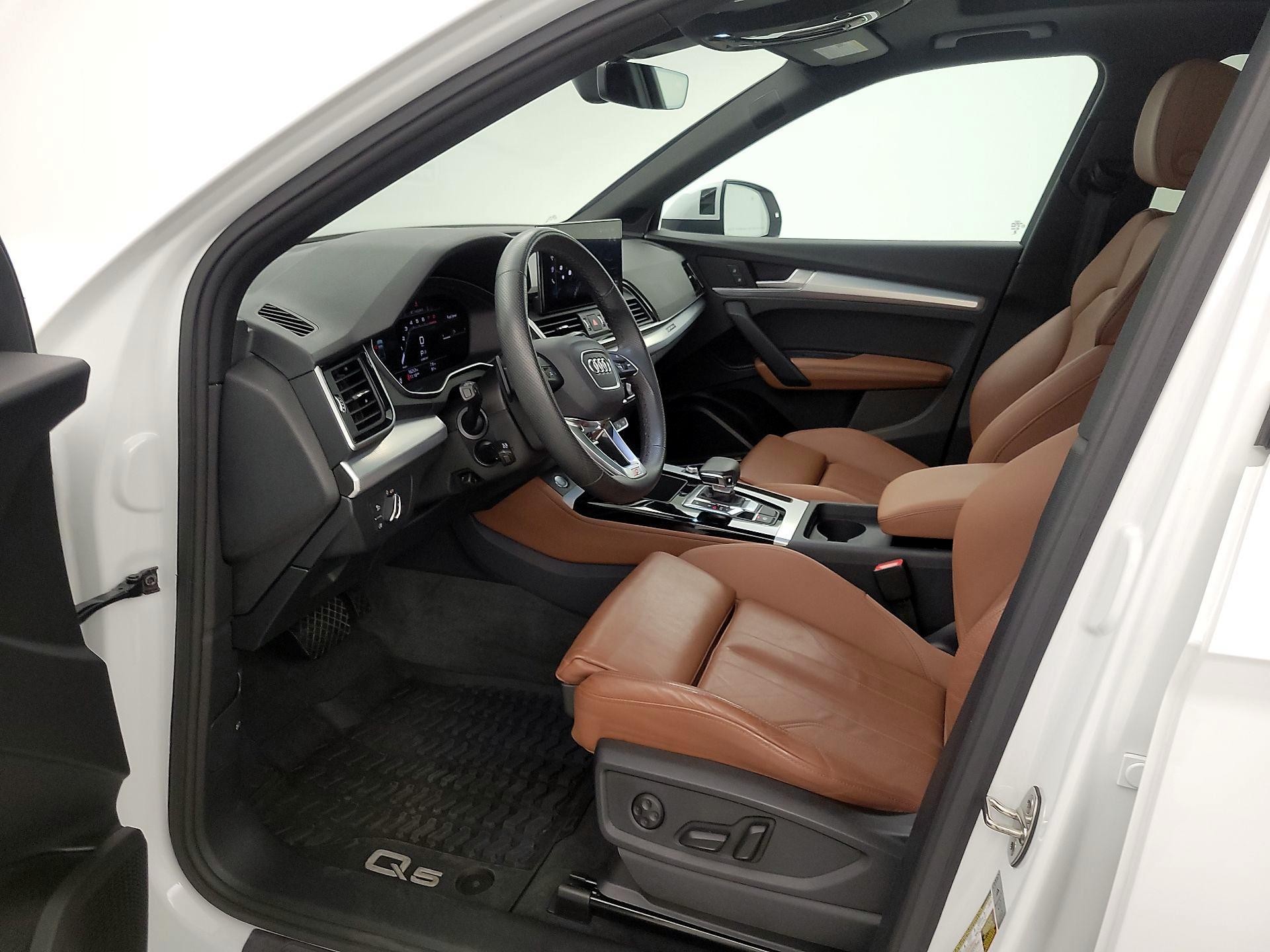 Thumbnail: 2024 Audi Q5 - 11