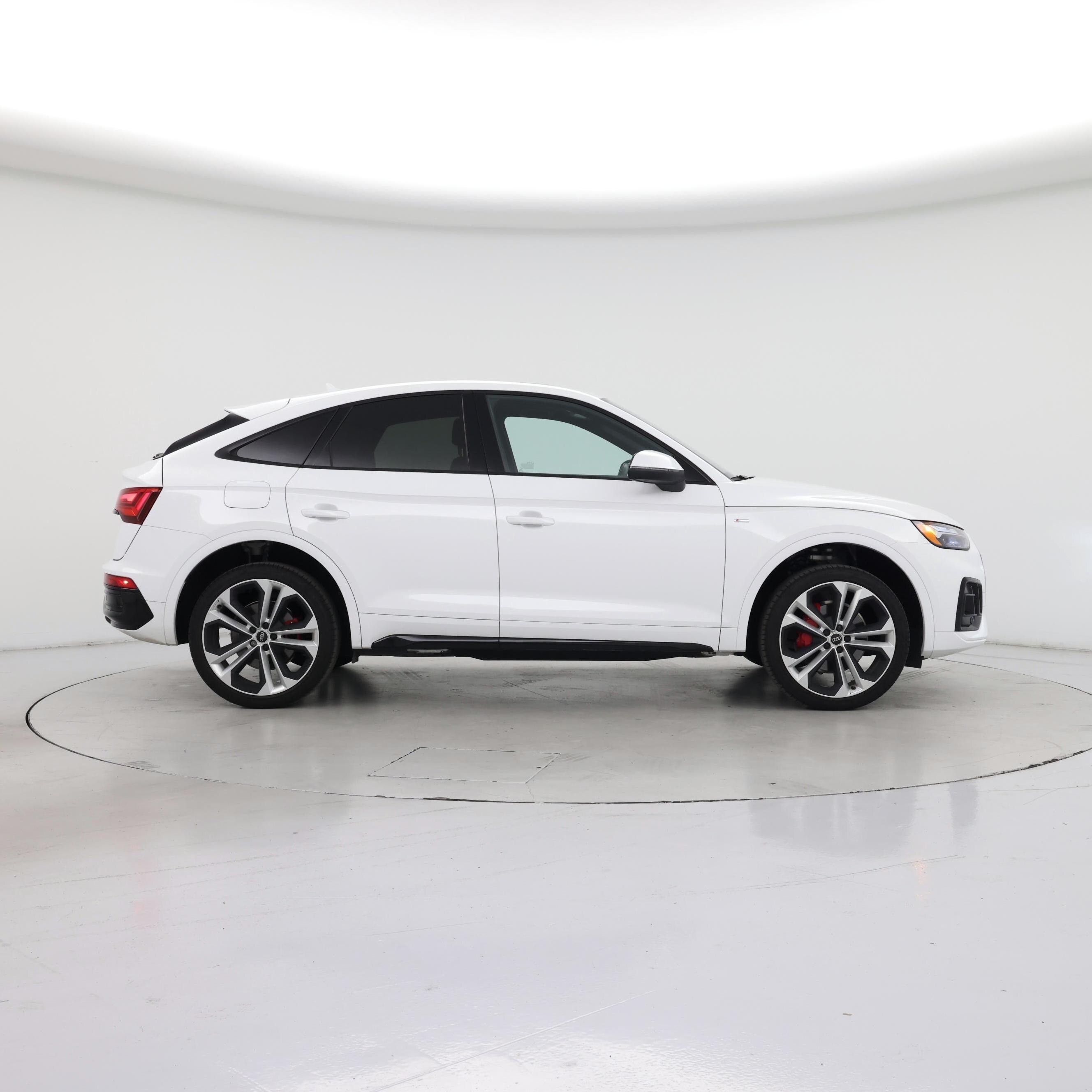Thumbnail: 2024 Audi Q5 - 7