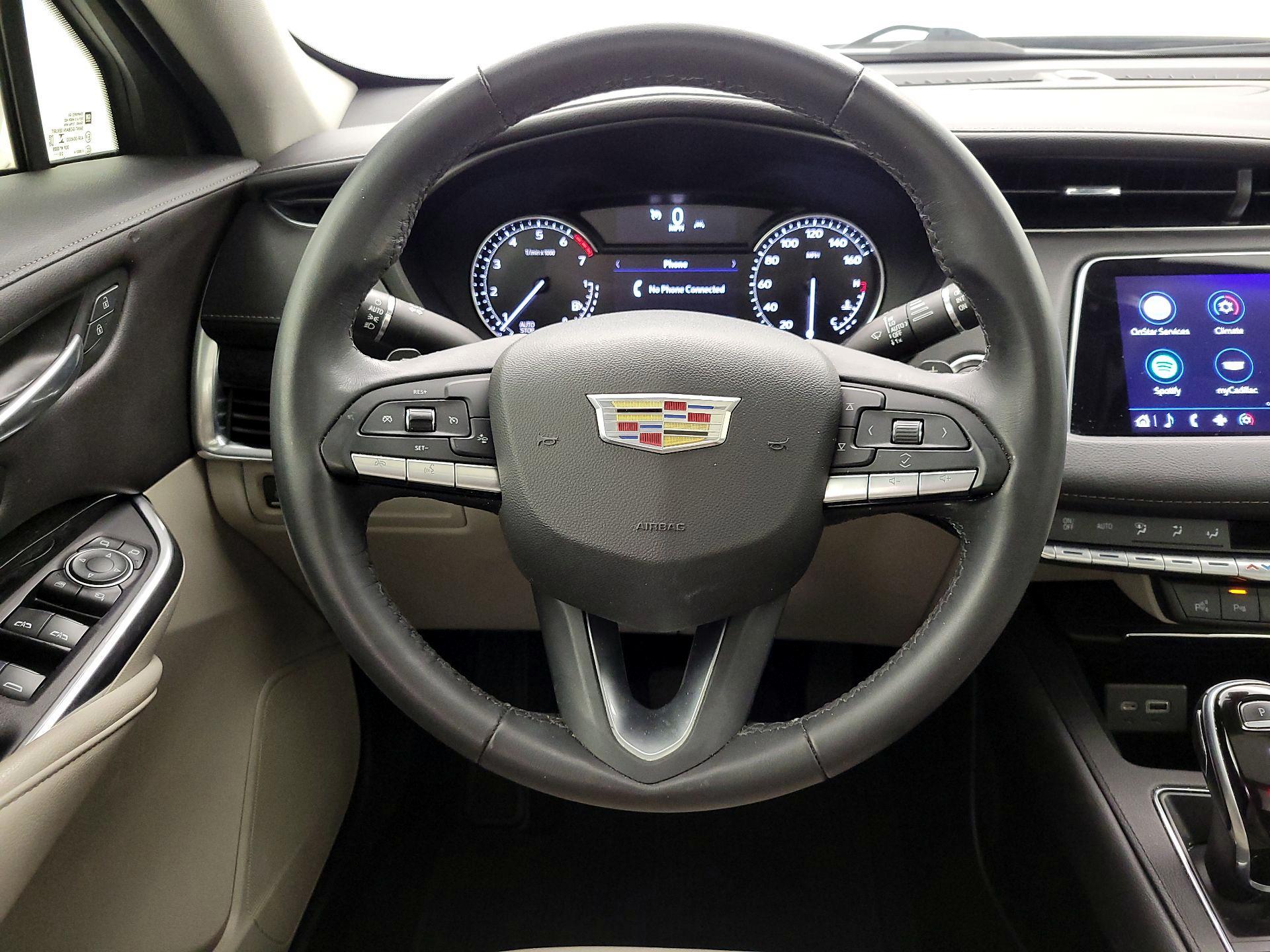 Thumbnail: 2021 Cadillac XT4 - 10