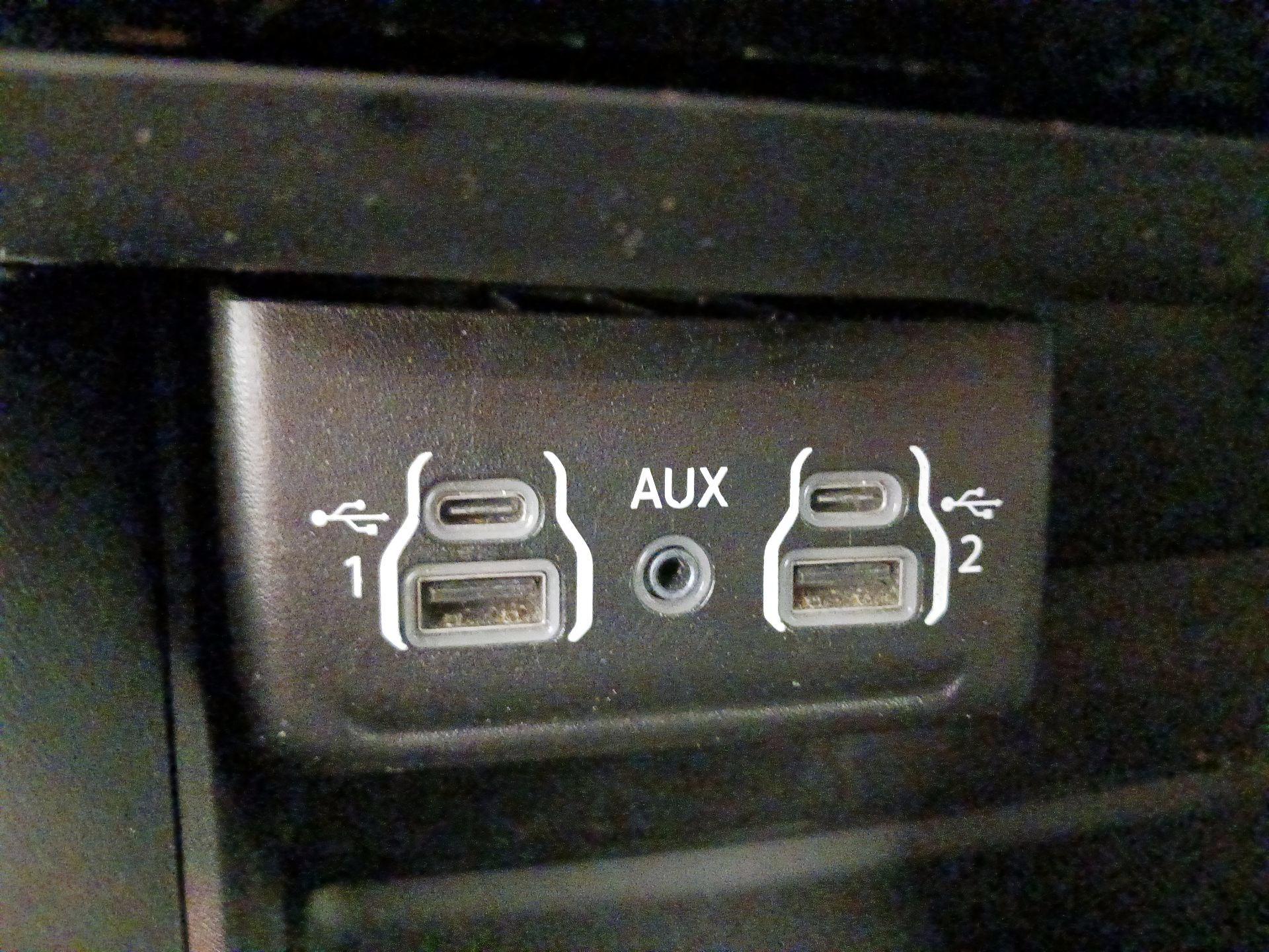 Thumbnail: 2023 Dodge Durango - 18