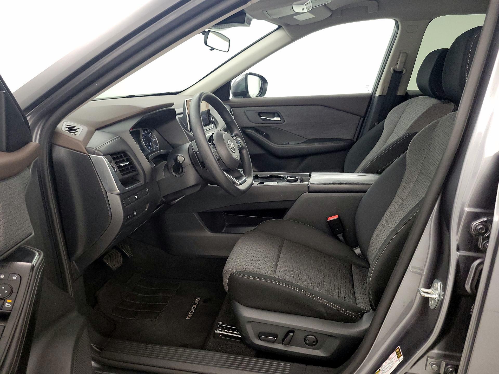 Thumbnail: 2023 Nissan Rogue - 11