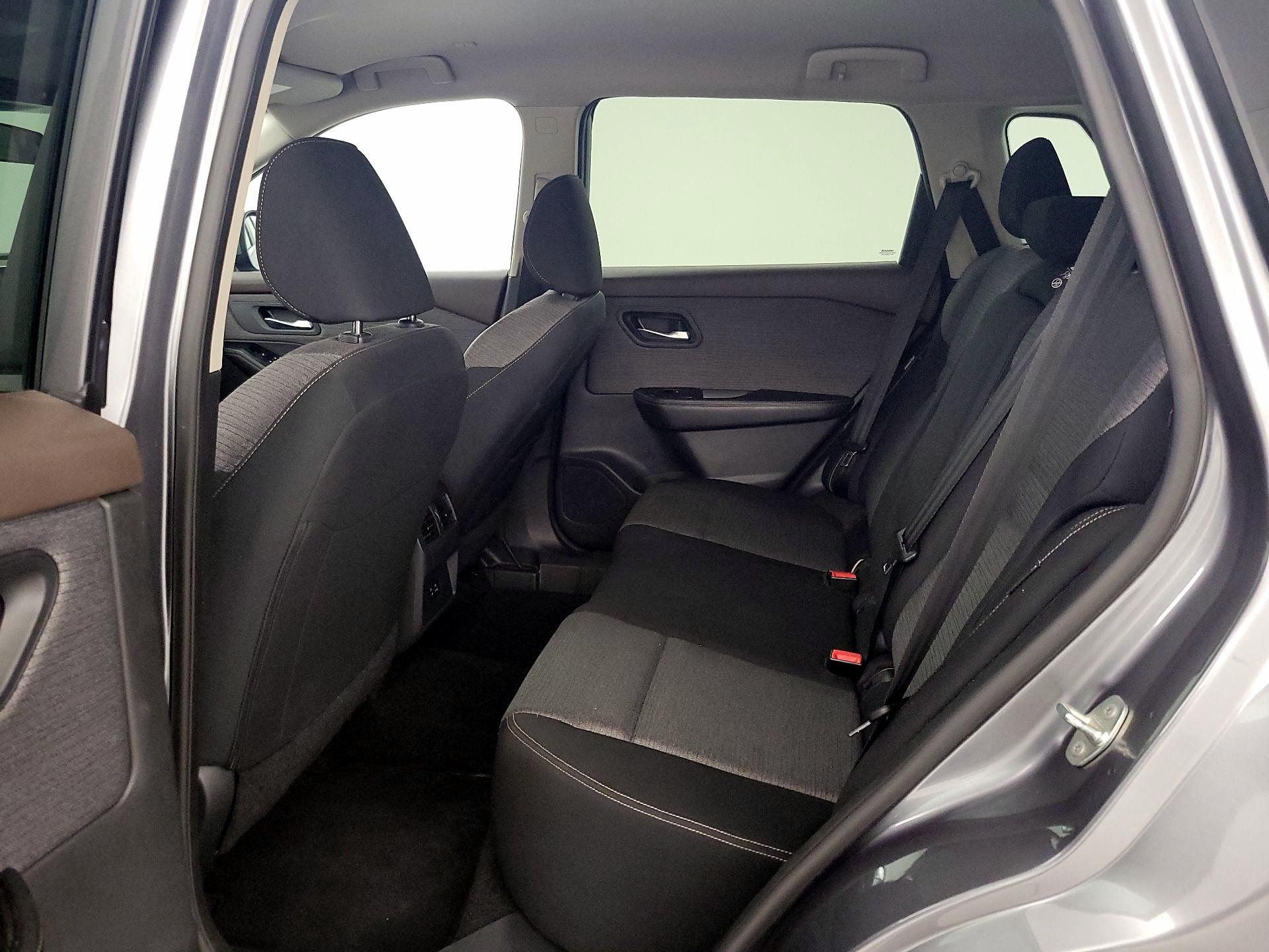 Thumbnail: 2023 Nissan Rogue - 19