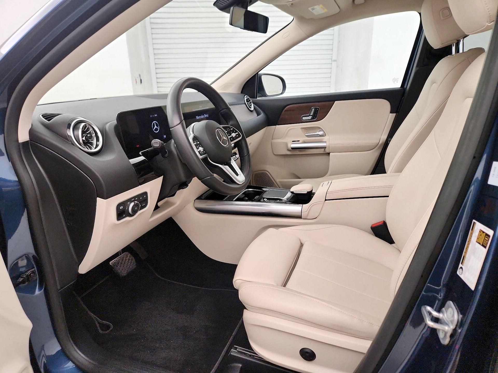 Thumbnail: 2023 Mercedes-Benz GLA - 11
