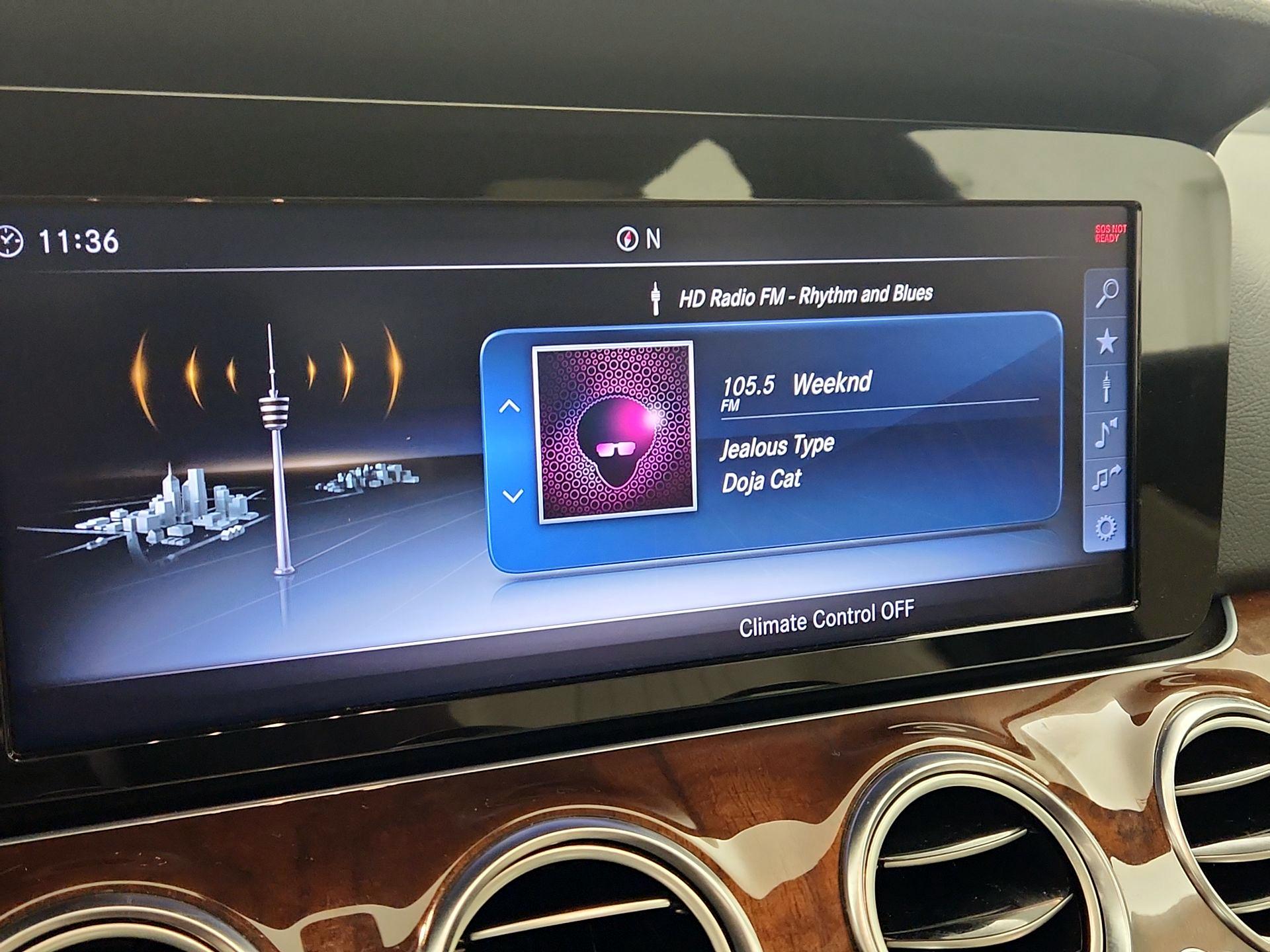 Thumbnail: 2018 Mercedes-Benz E-Class - 16