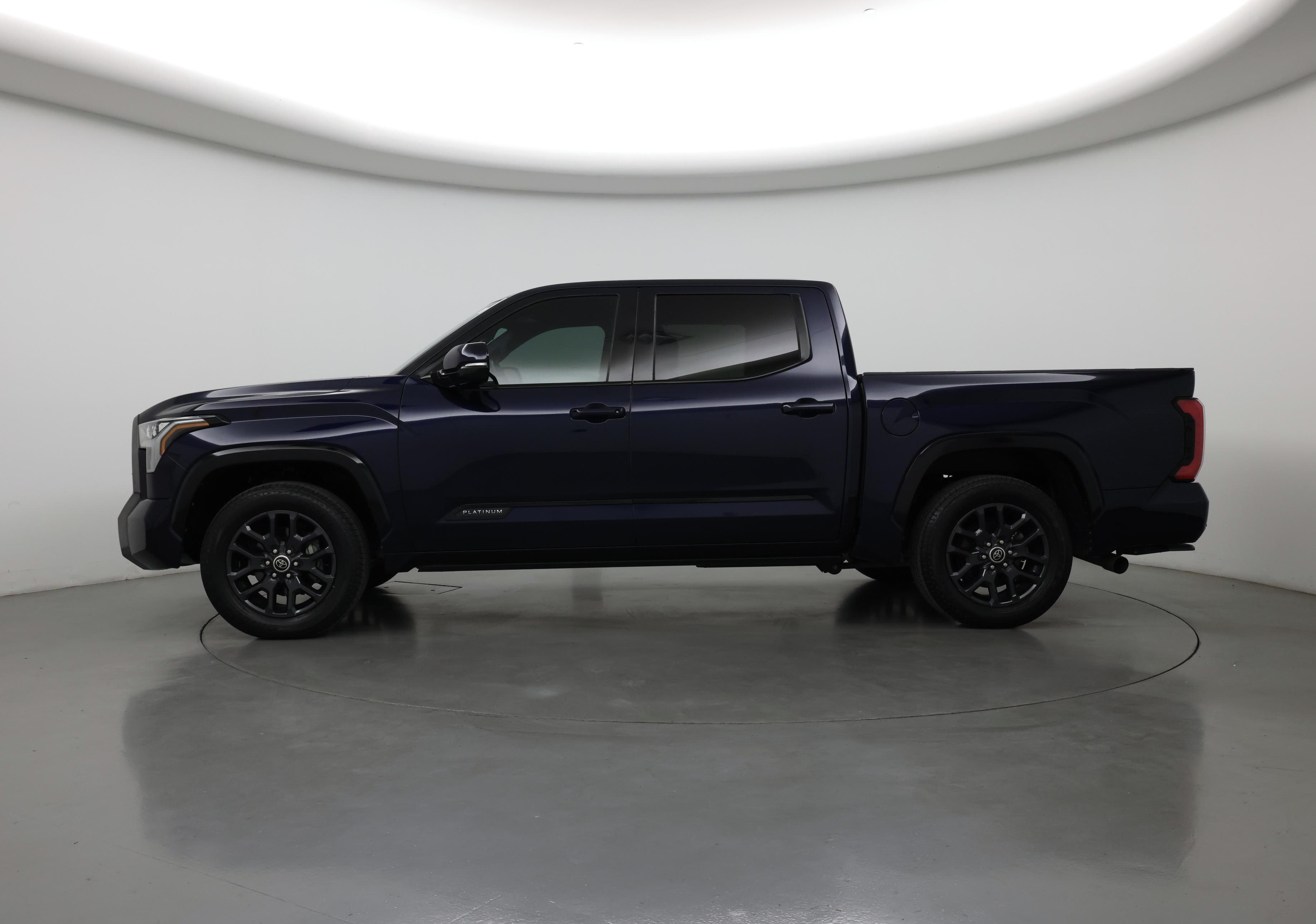Thumbnail: 2022 Toyota Tundra - 3