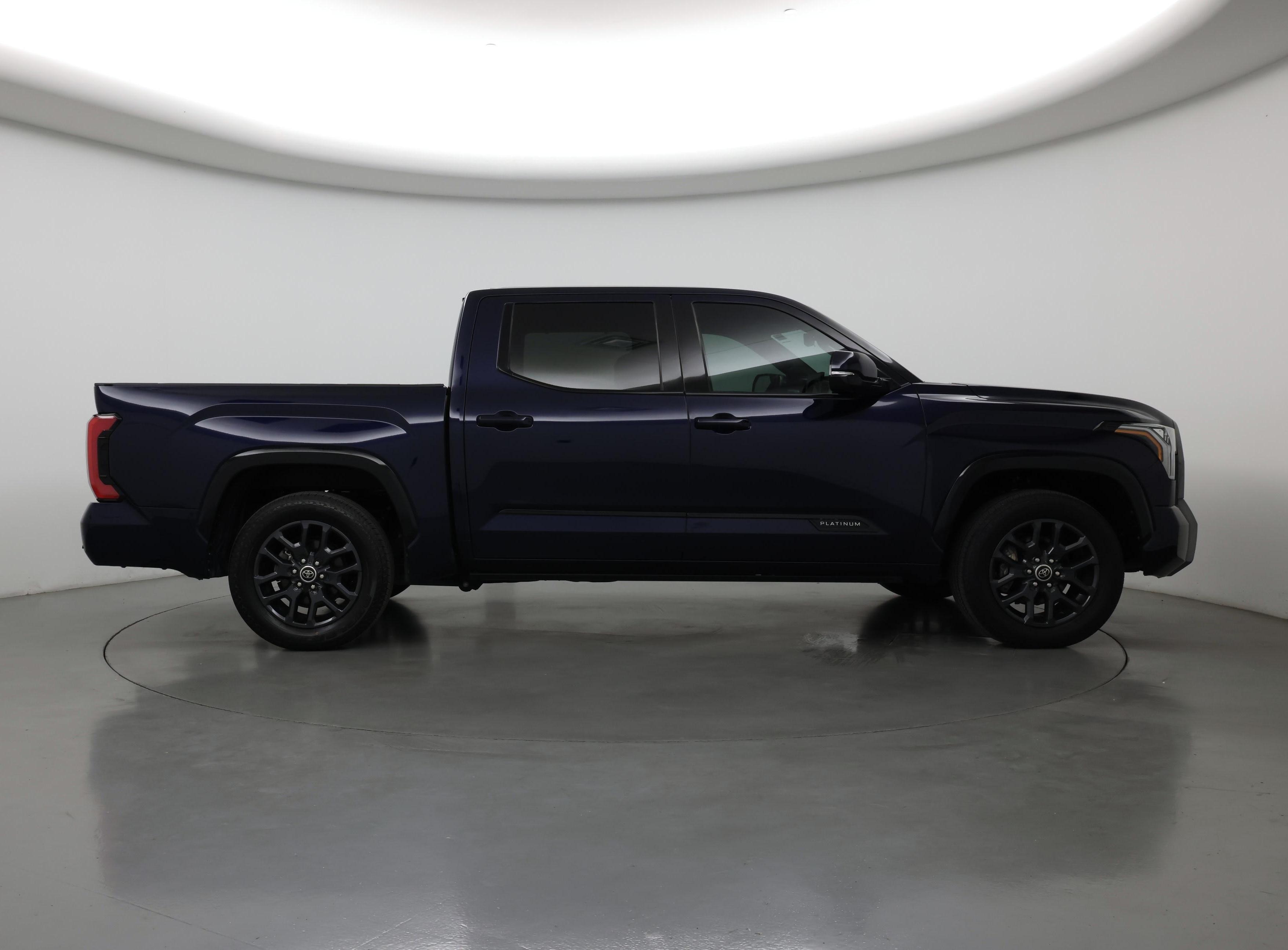 Thumbnail: 2022 Toyota Tundra - 7