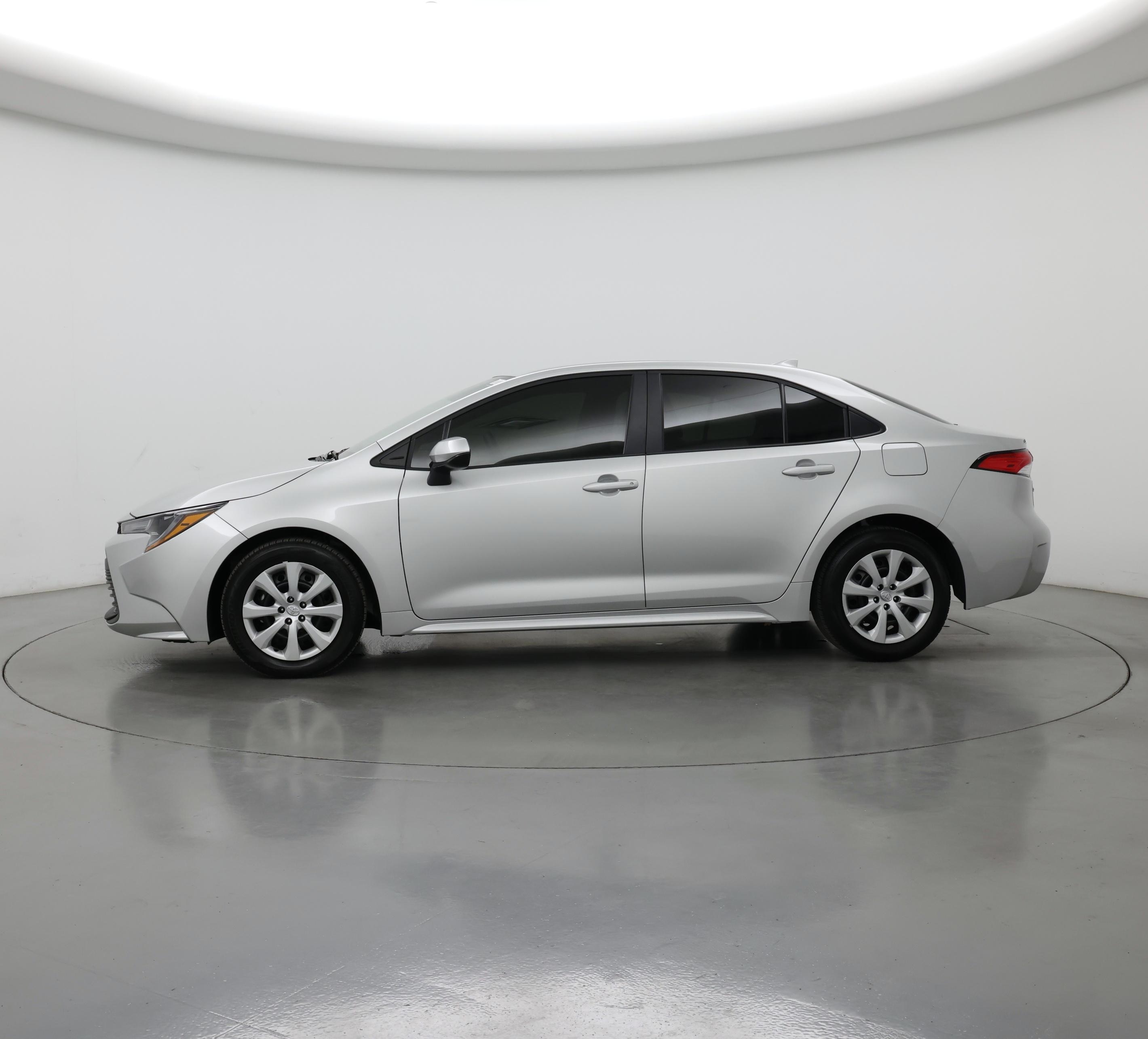 Thumbnail: 2025 Toyota Corolla - 3