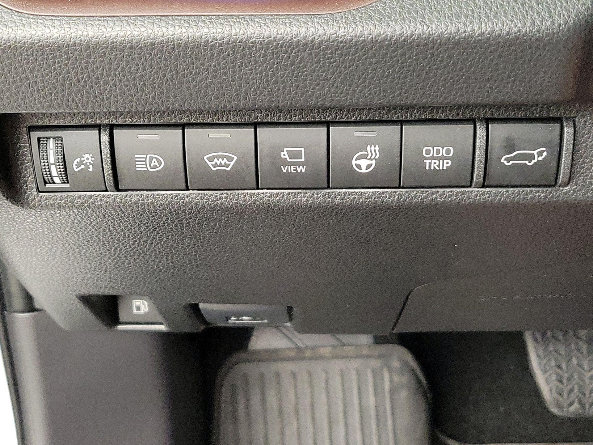 Thumbnail: 2024 Toyota RAV4 - 13