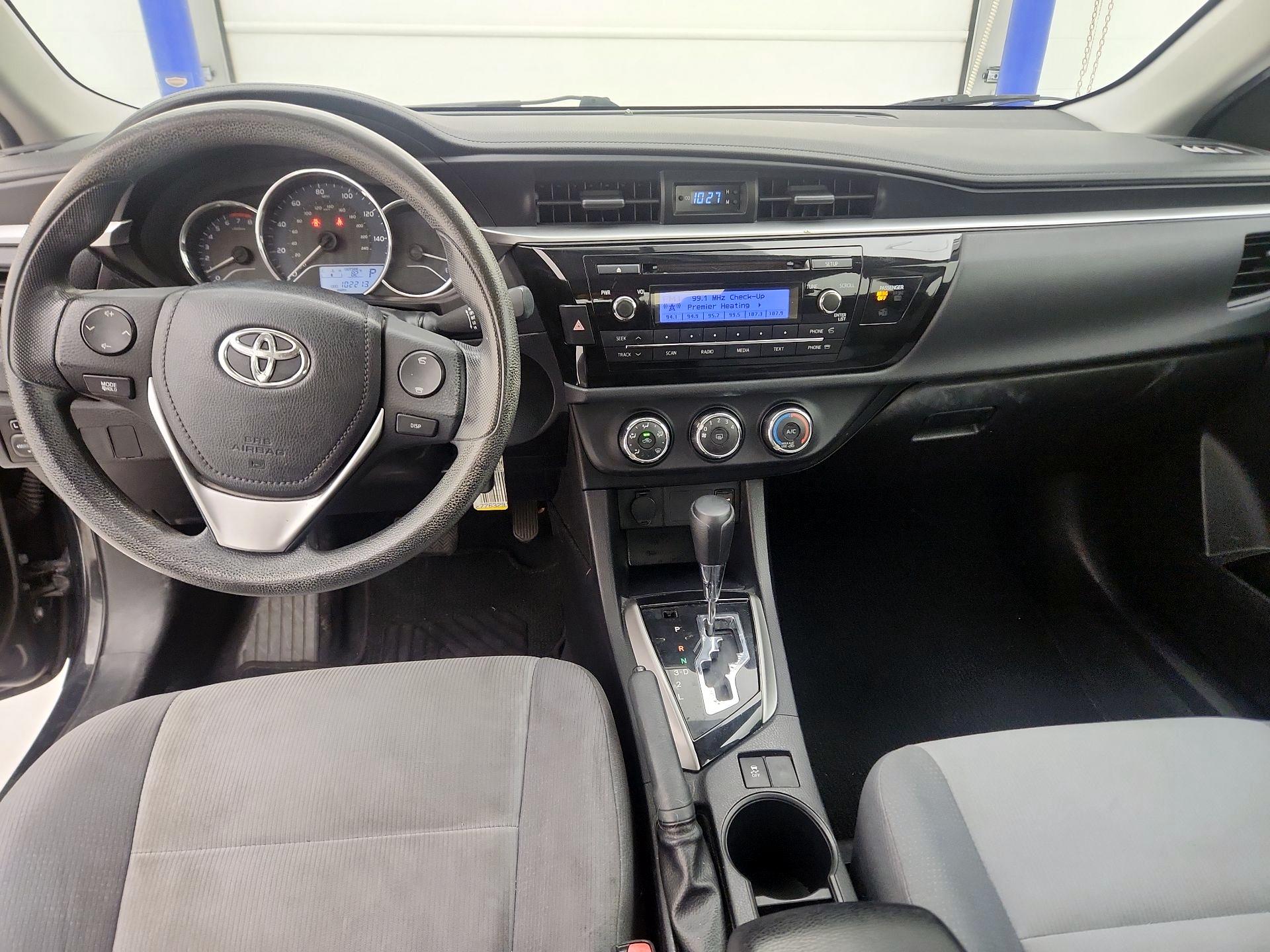Thumbnail: 2014 Toyota Corolla - 9