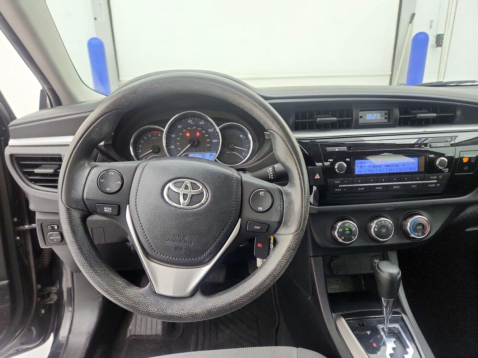 Thumbnail: 2014 Toyota Corolla - 10
