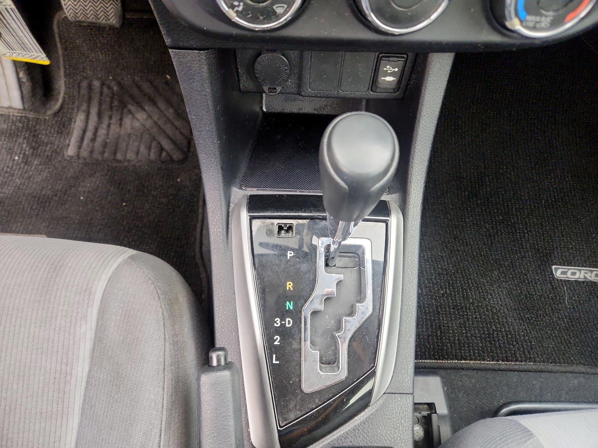 Thumbnail: 2014 Toyota Corolla - 16