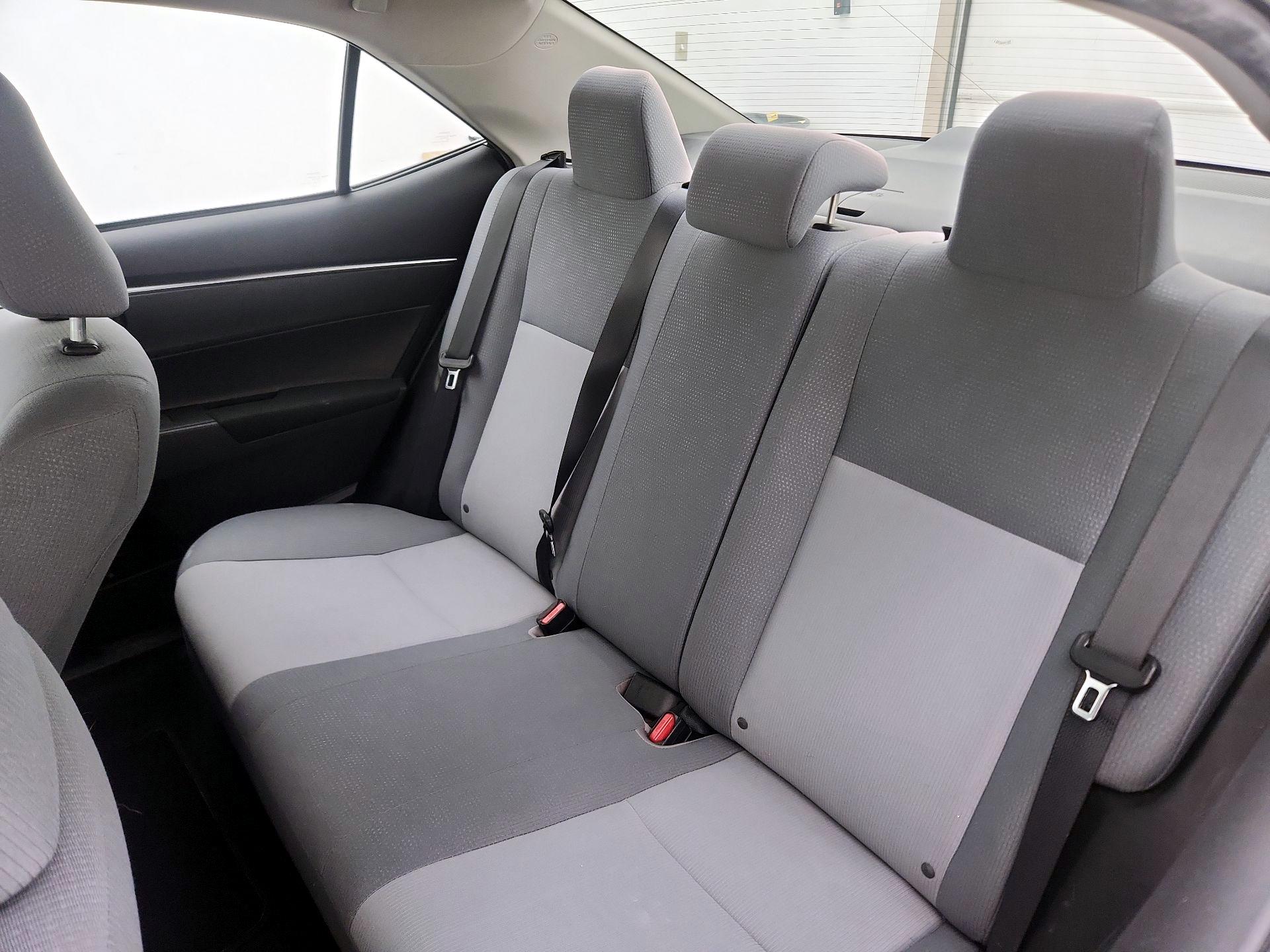 Thumbnail: 2014 Toyota Corolla - 18