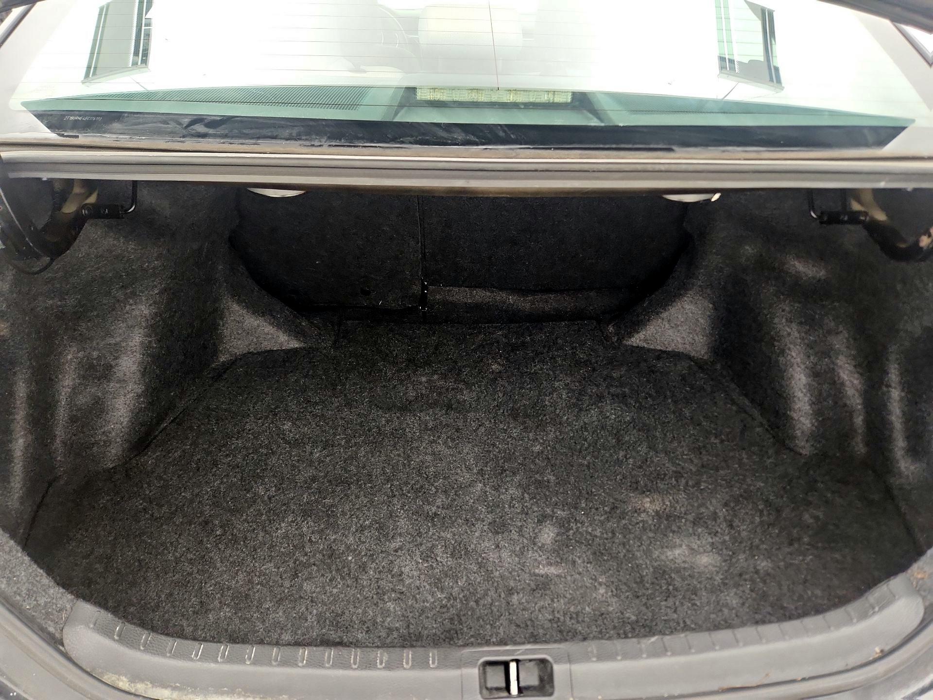 Thumbnail: 2014 Toyota Corolla - 19