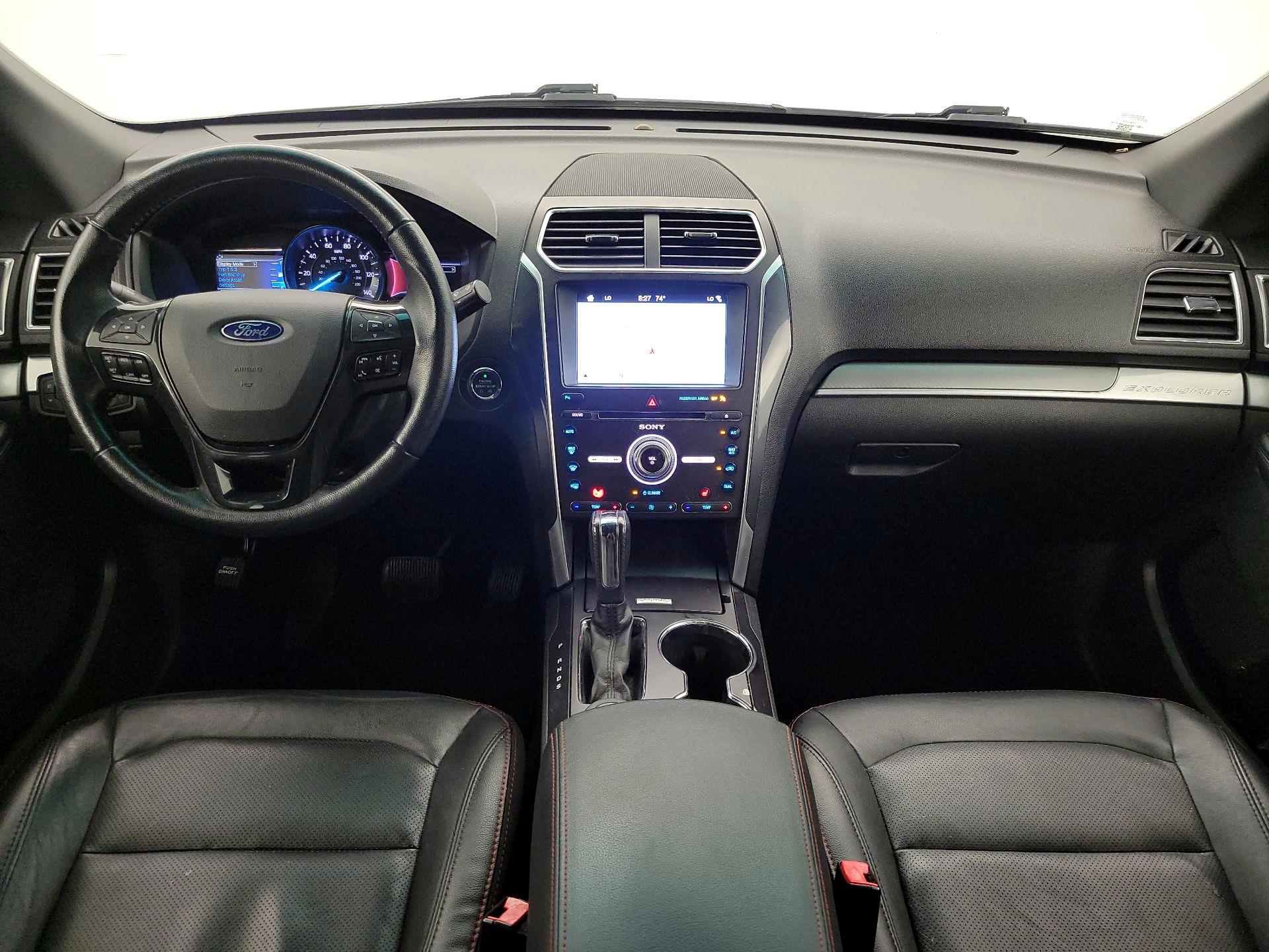 Thumbnail: 2017 Ford Explorer - 9