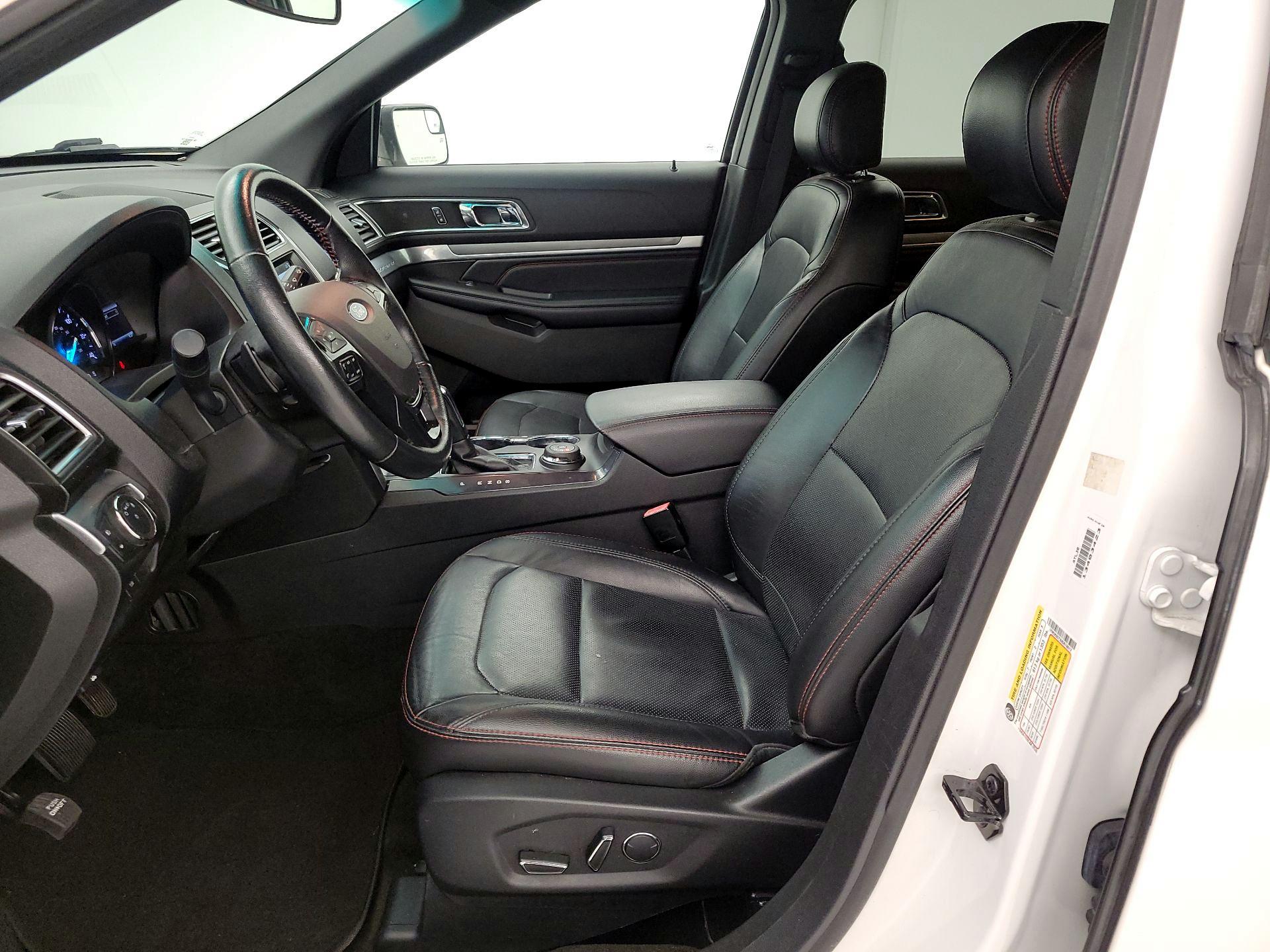 Thumbnail: 2017 Ford Explorer - 11