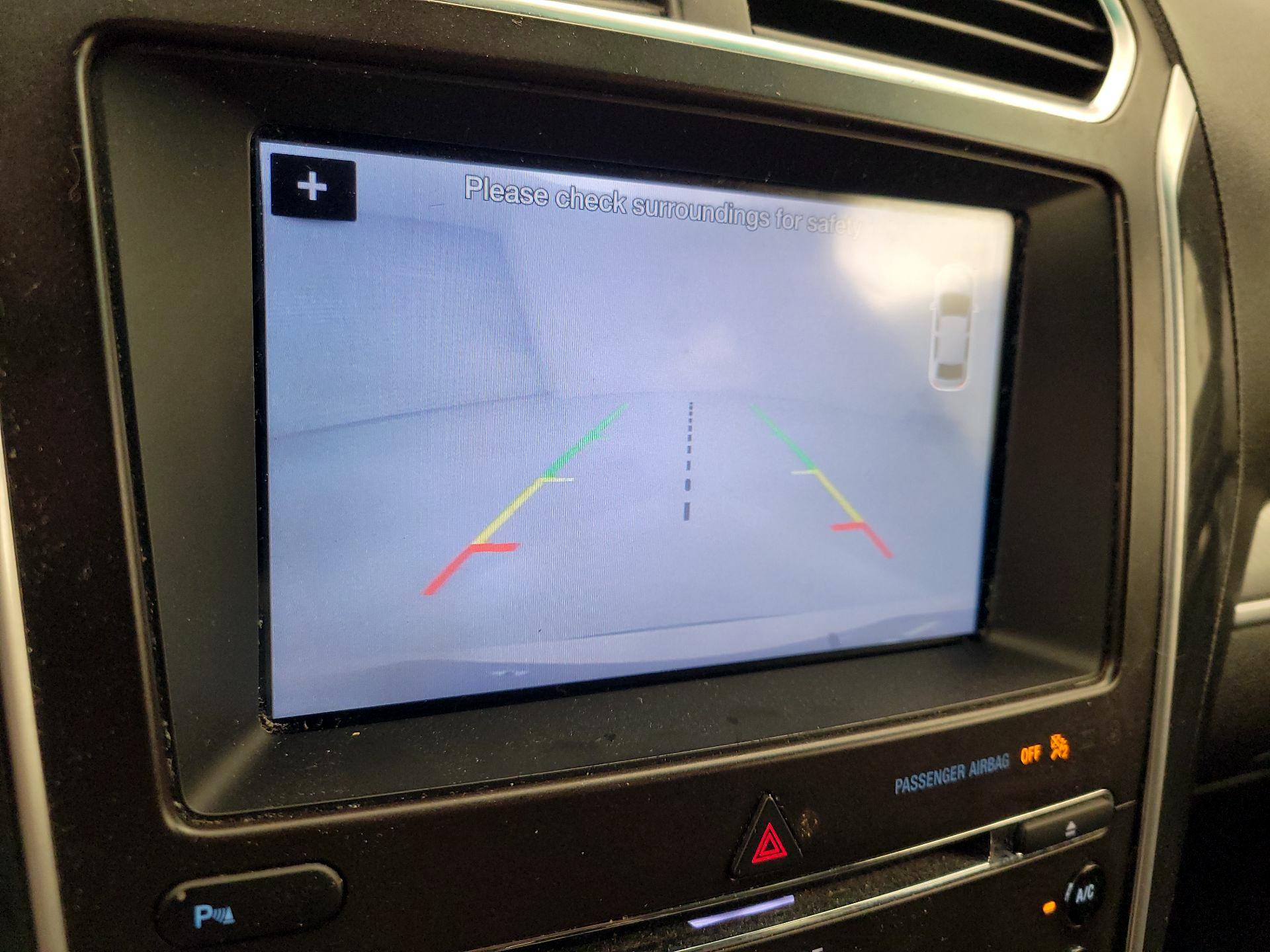 Thumbnail: 2017 Ford Explorer - 15