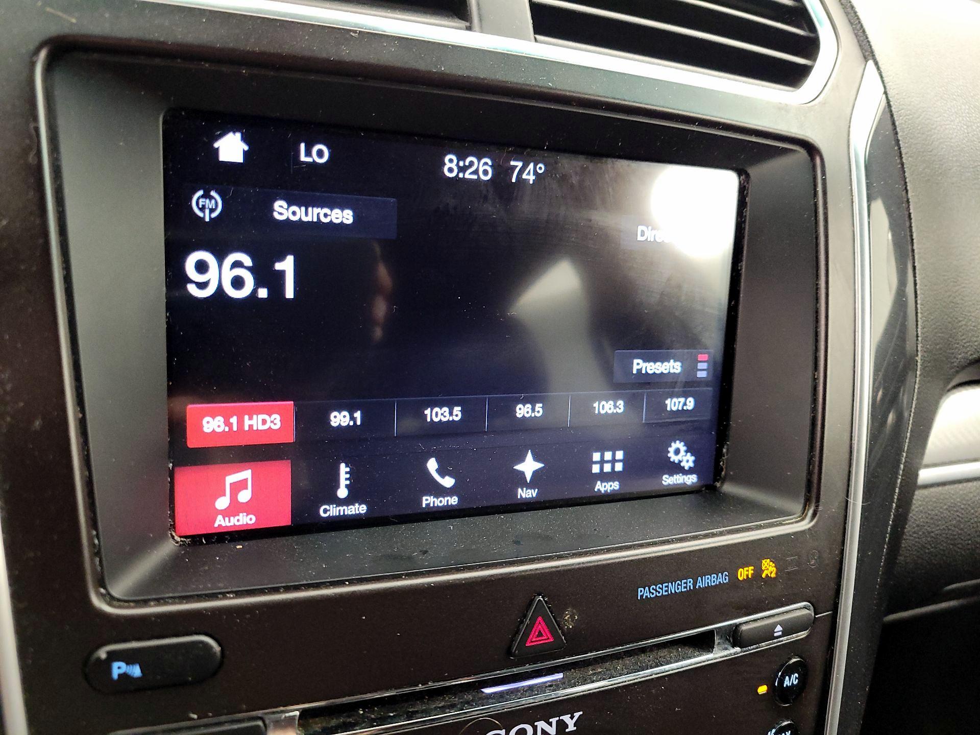 Thumbnail: 2017 Ford Explorer - 16