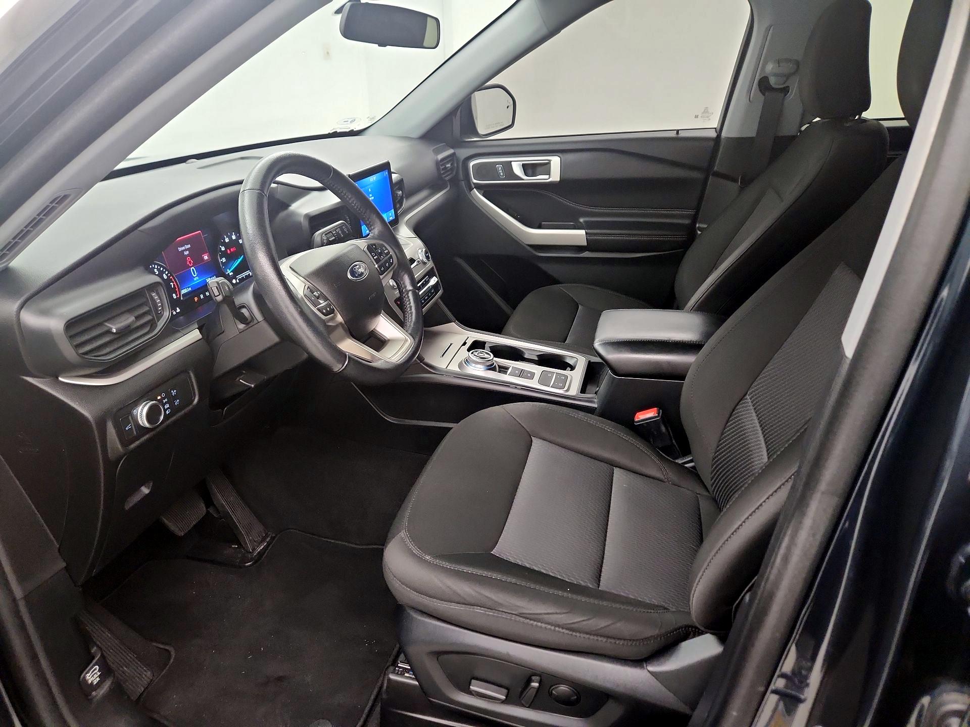 Thumbnail: 2022 Ford Explorer - 11