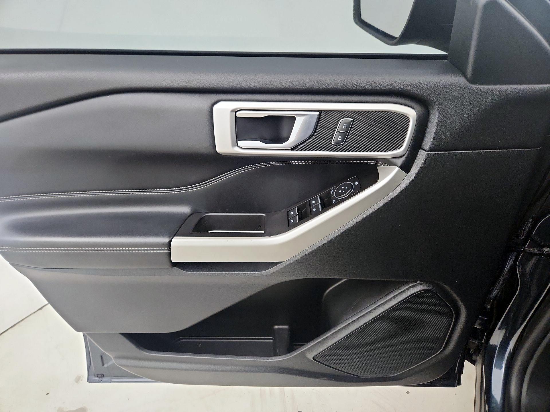 Thumbnail: 2022 Ford Explorer - 12