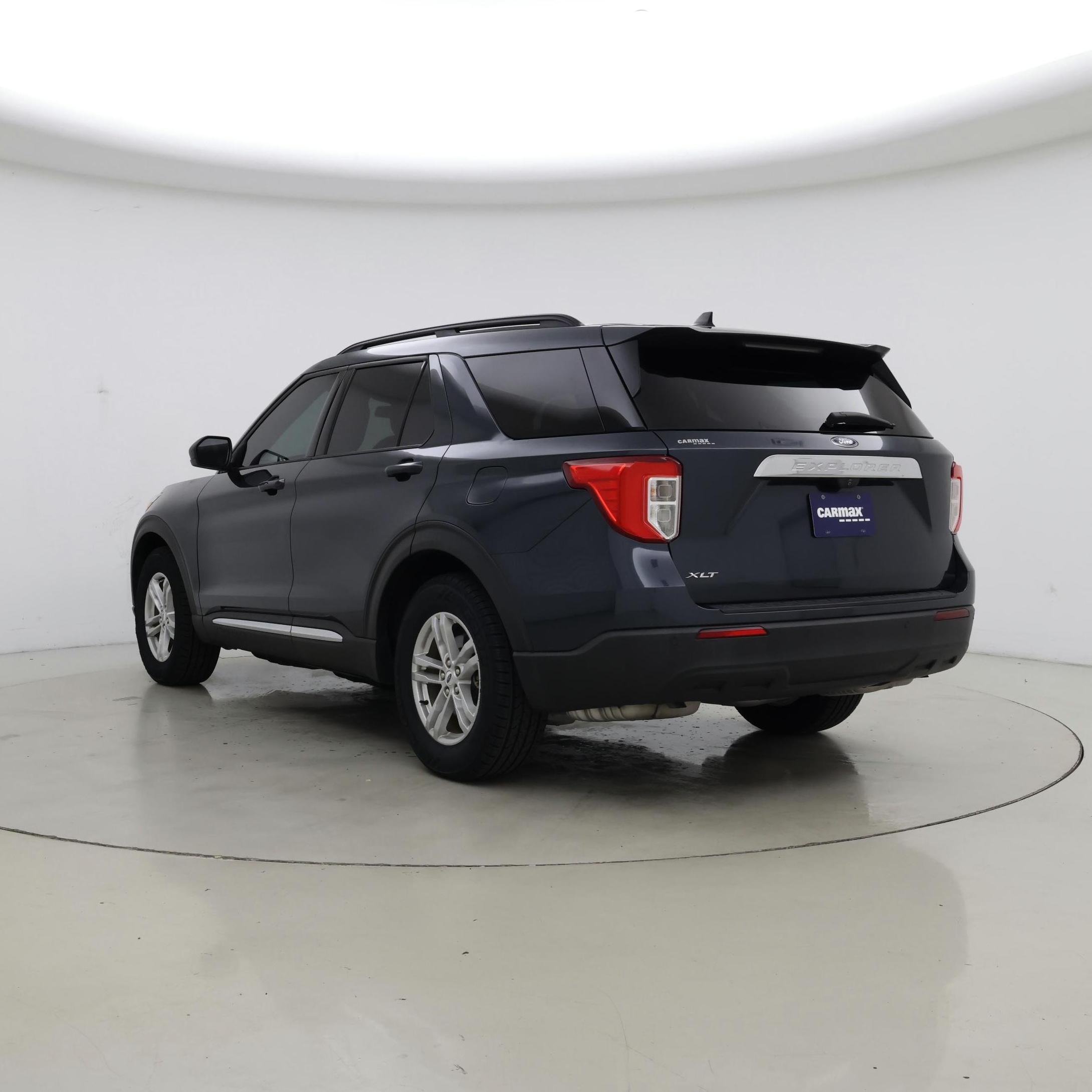 Thumbnail: 2022 Ford Explorer - 2