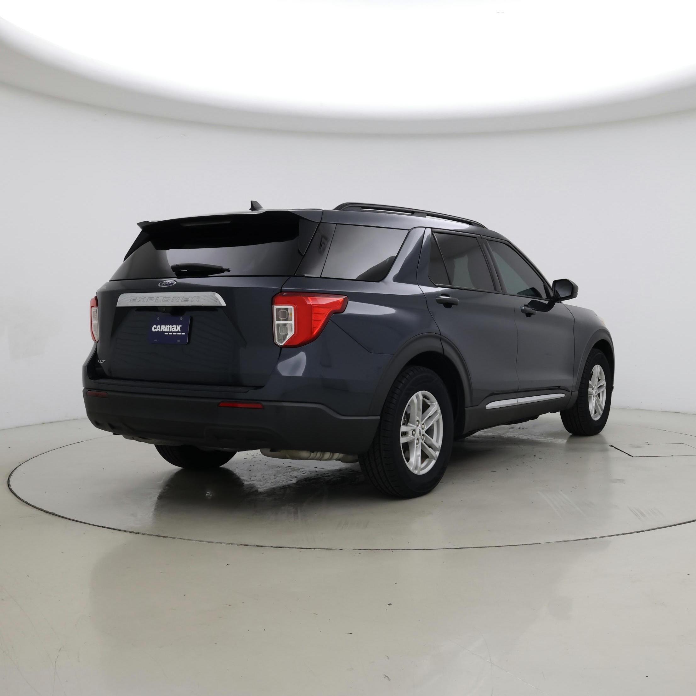 Thumbnail: 2022 Ford Explorer - 8