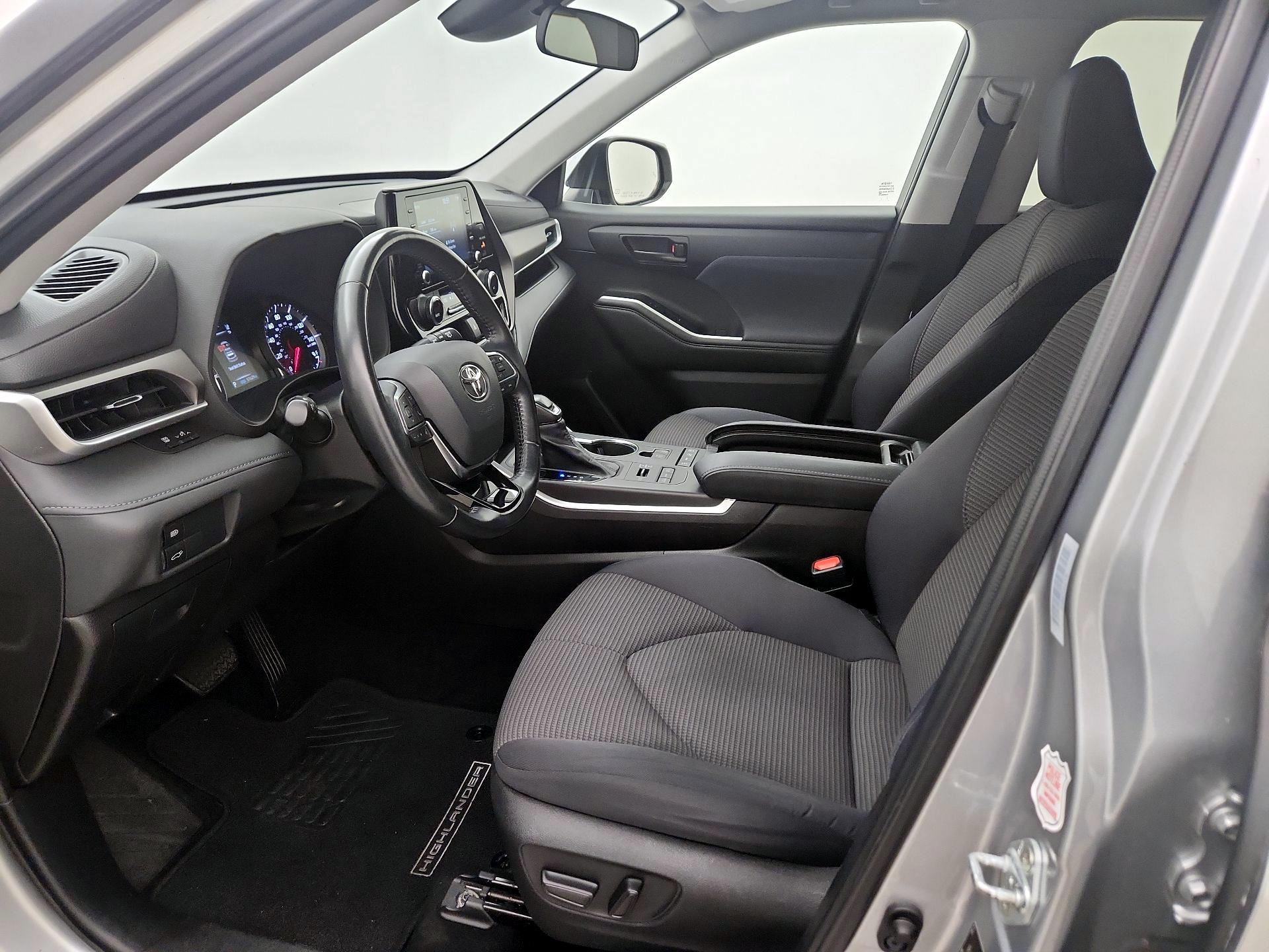 Thumbnail: 2021 Toyota Highlander - 11