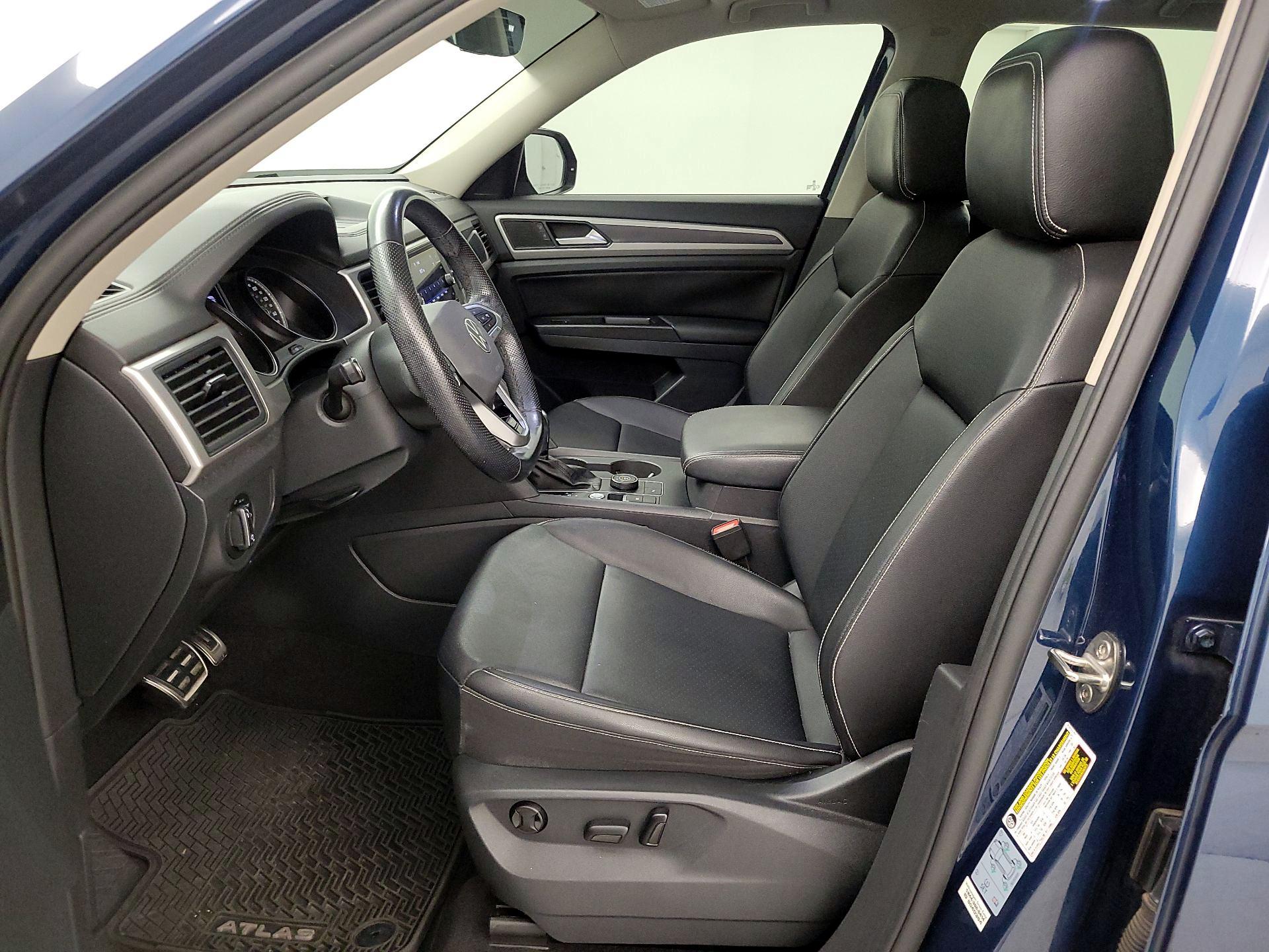 Thumbnail: 2021 Volkswagen Atlas - 11