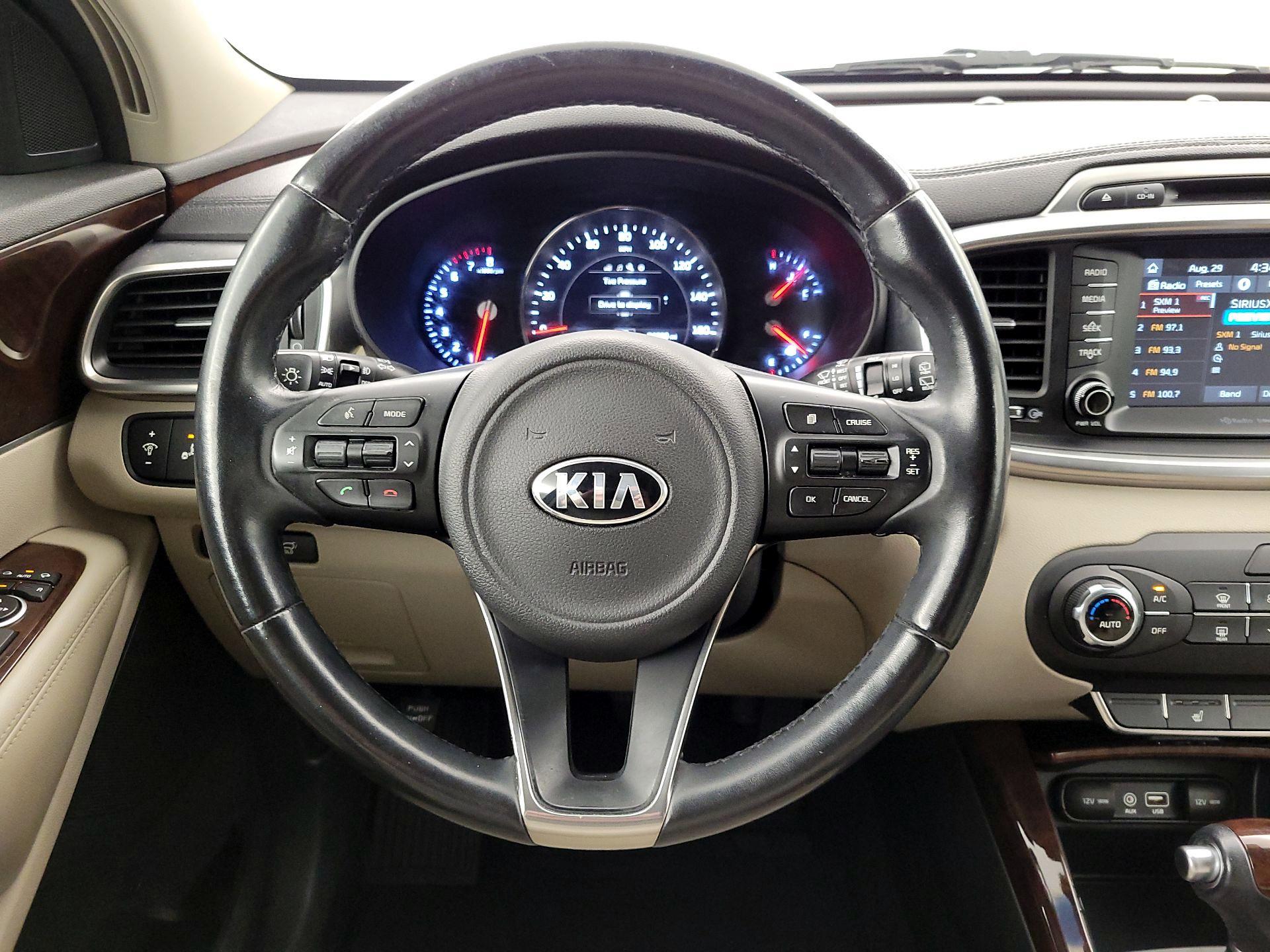 Thumbnail: 2018 Kia Sorento - 10