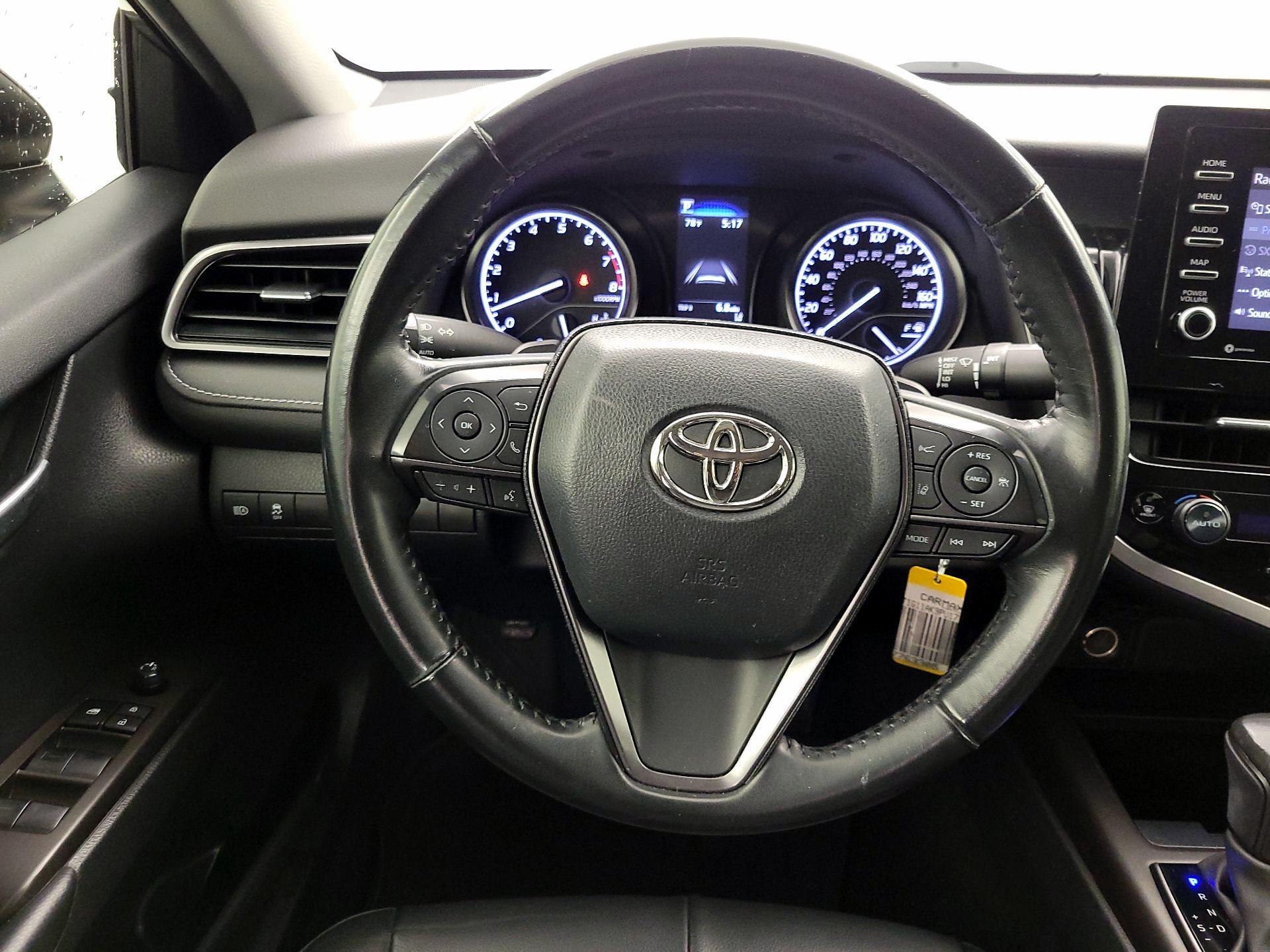 Thumbnail: 2023 Toyota Camry - 10