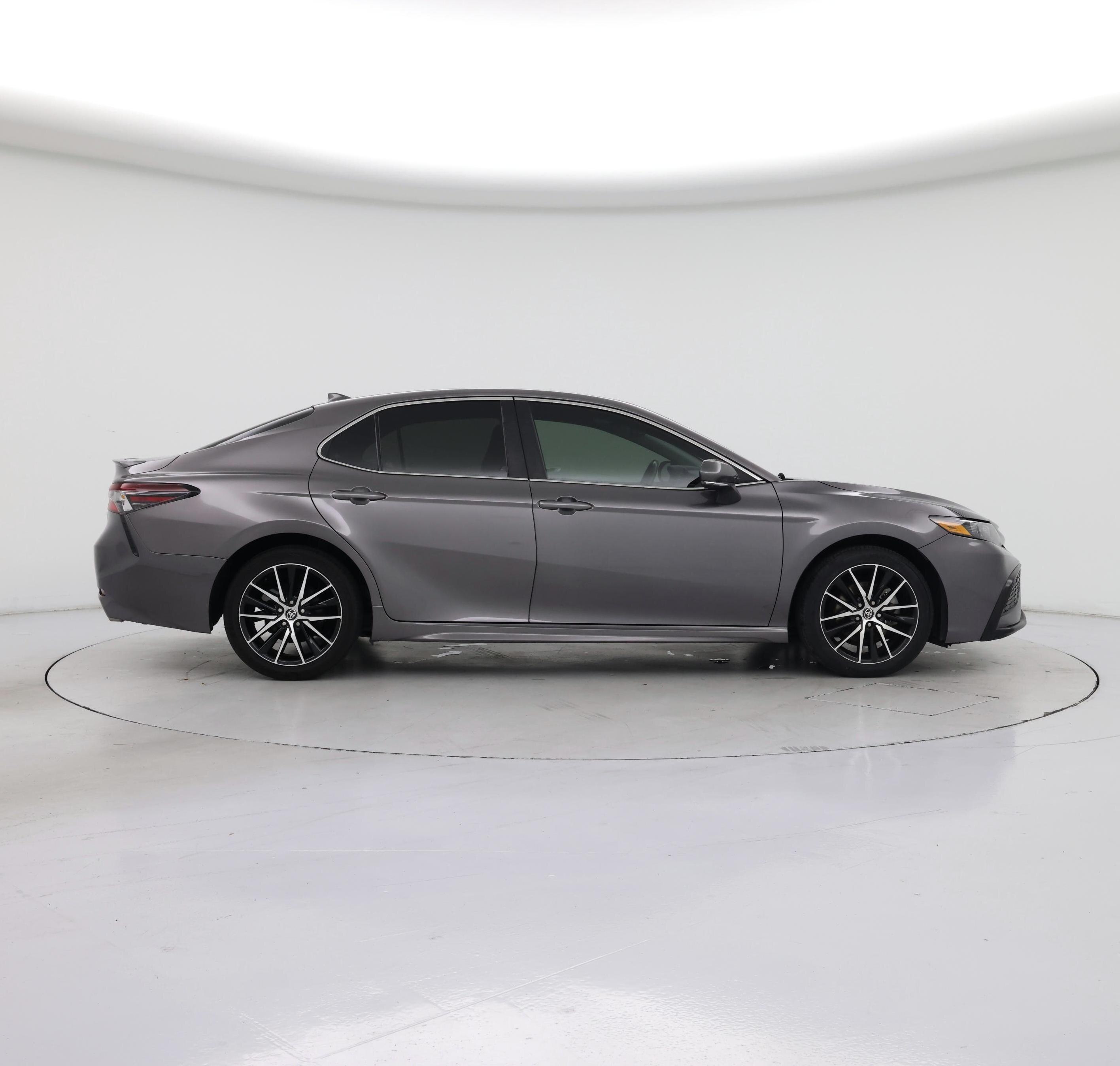 Thumbnail: 2023 Toyota Camry - 7