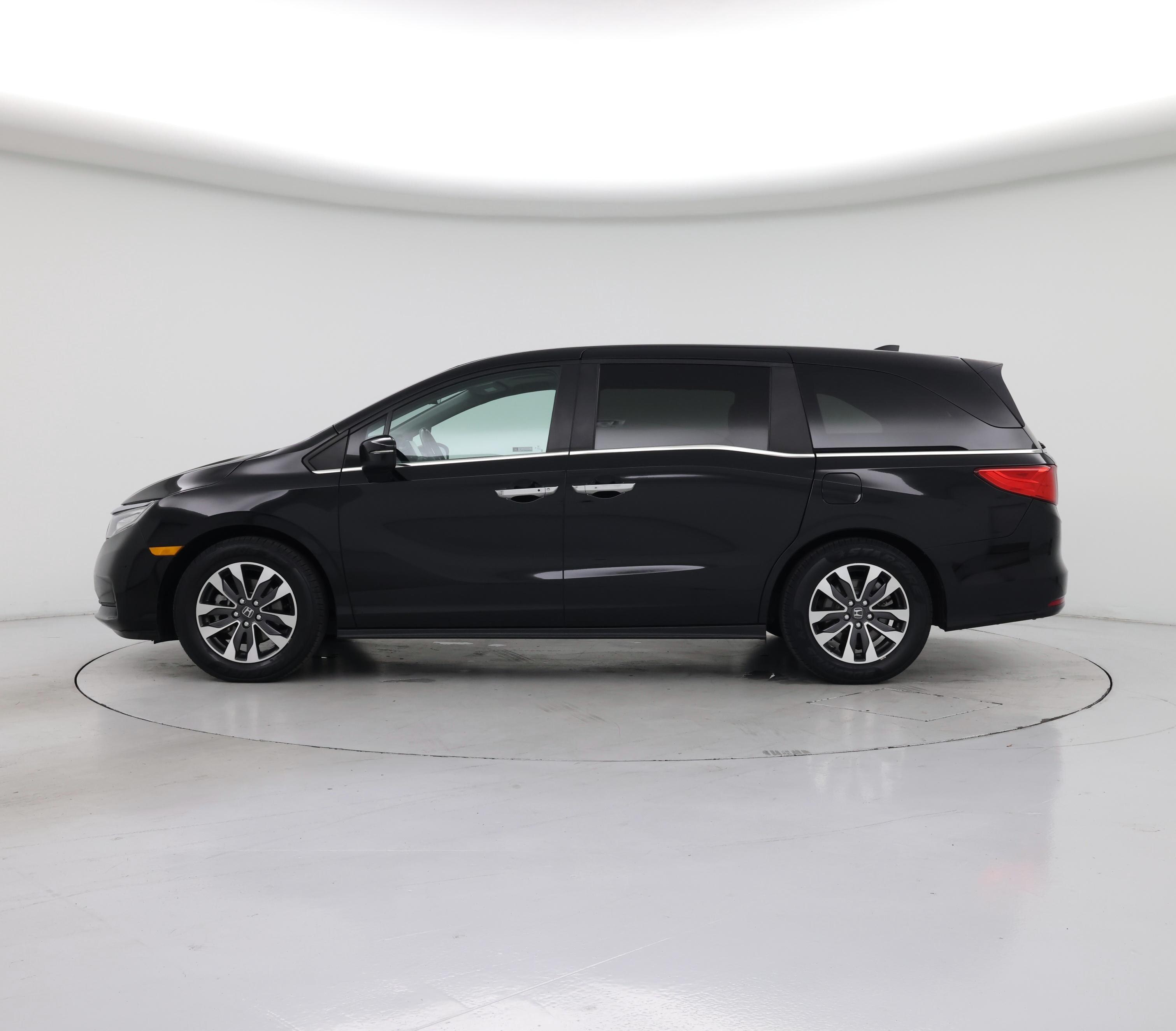 Thumbnail: 2024 Honda Odyssey - 3