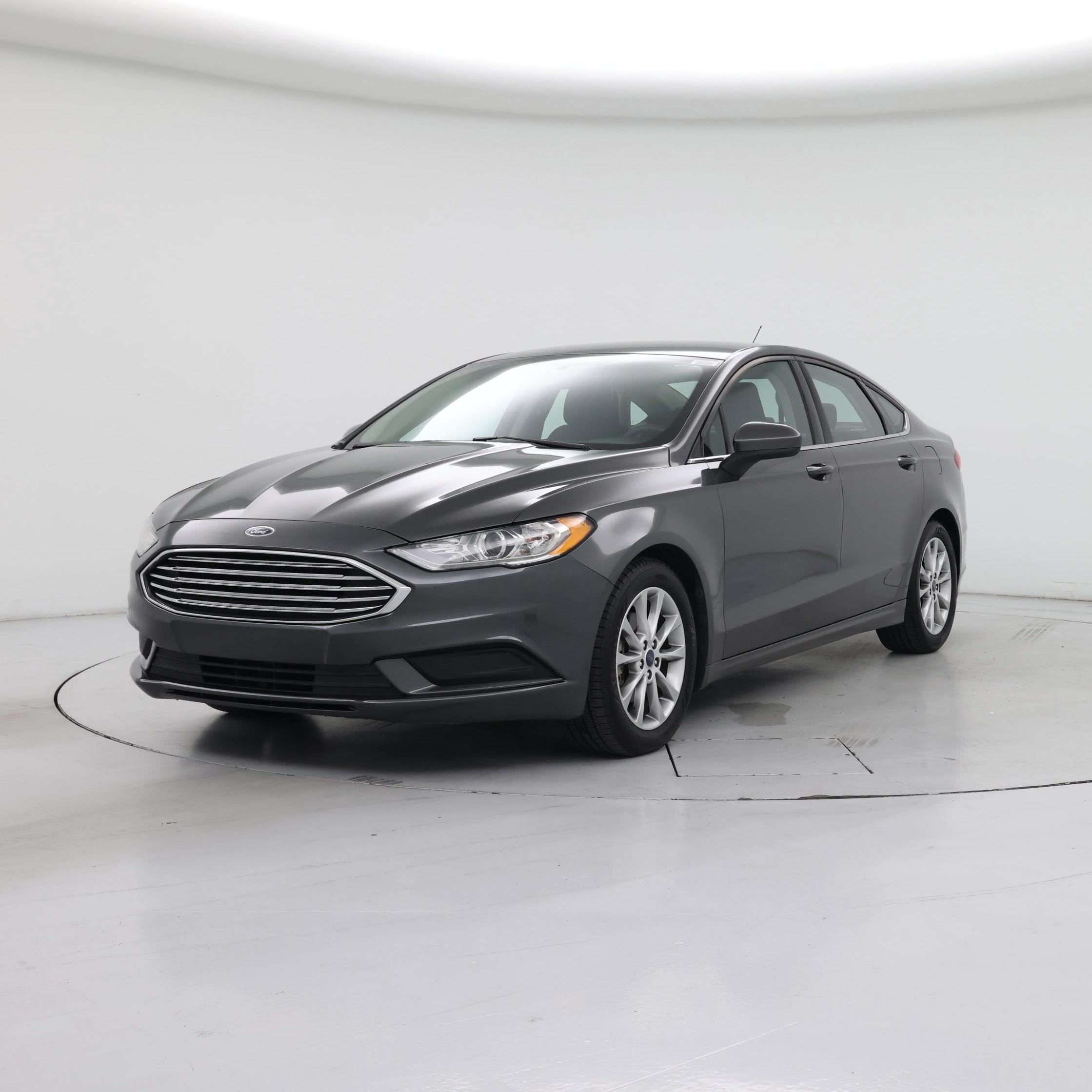 Thumbnail: 2017 Ford Fusion - 4