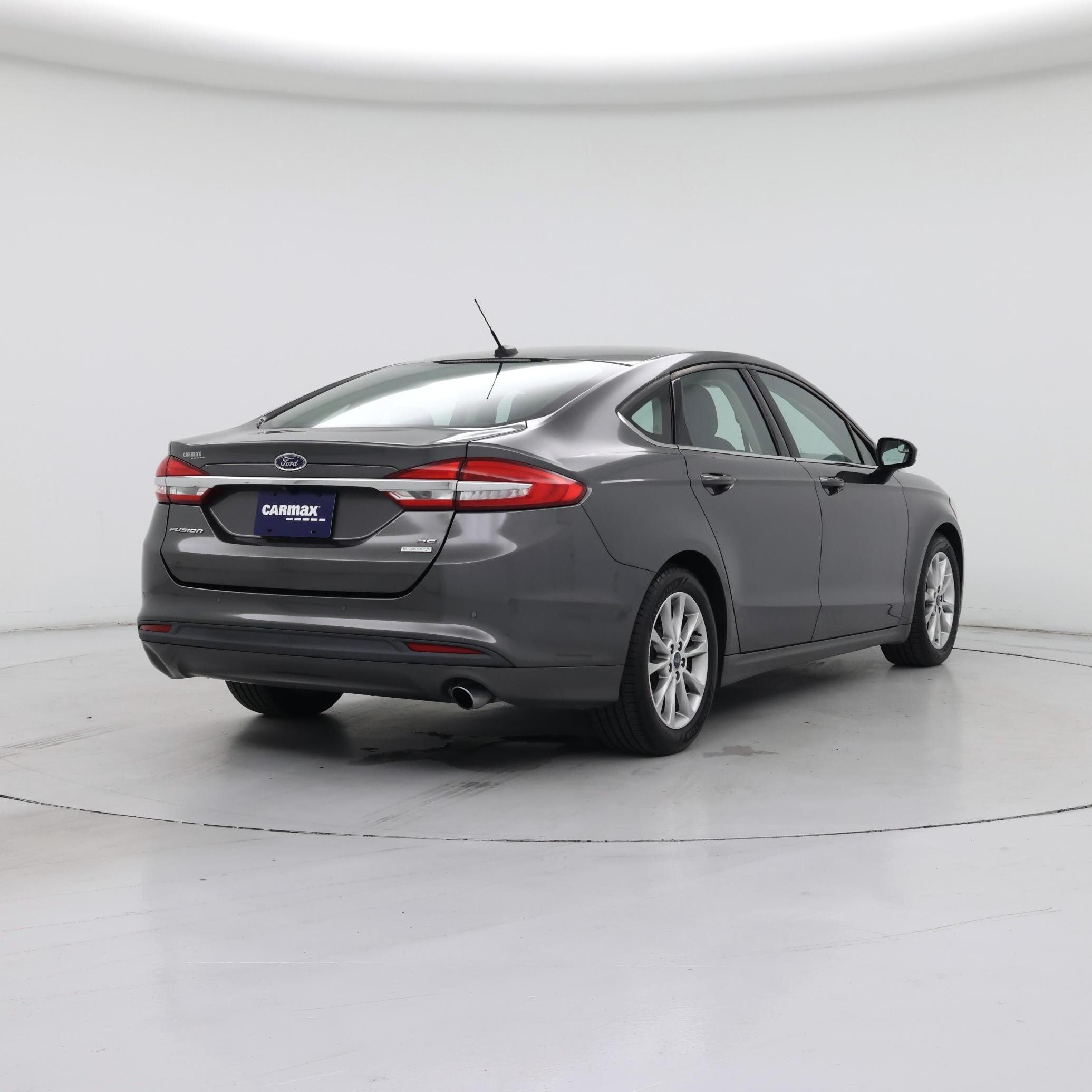 Thumbnail: 2017 Ford Fusion - 8