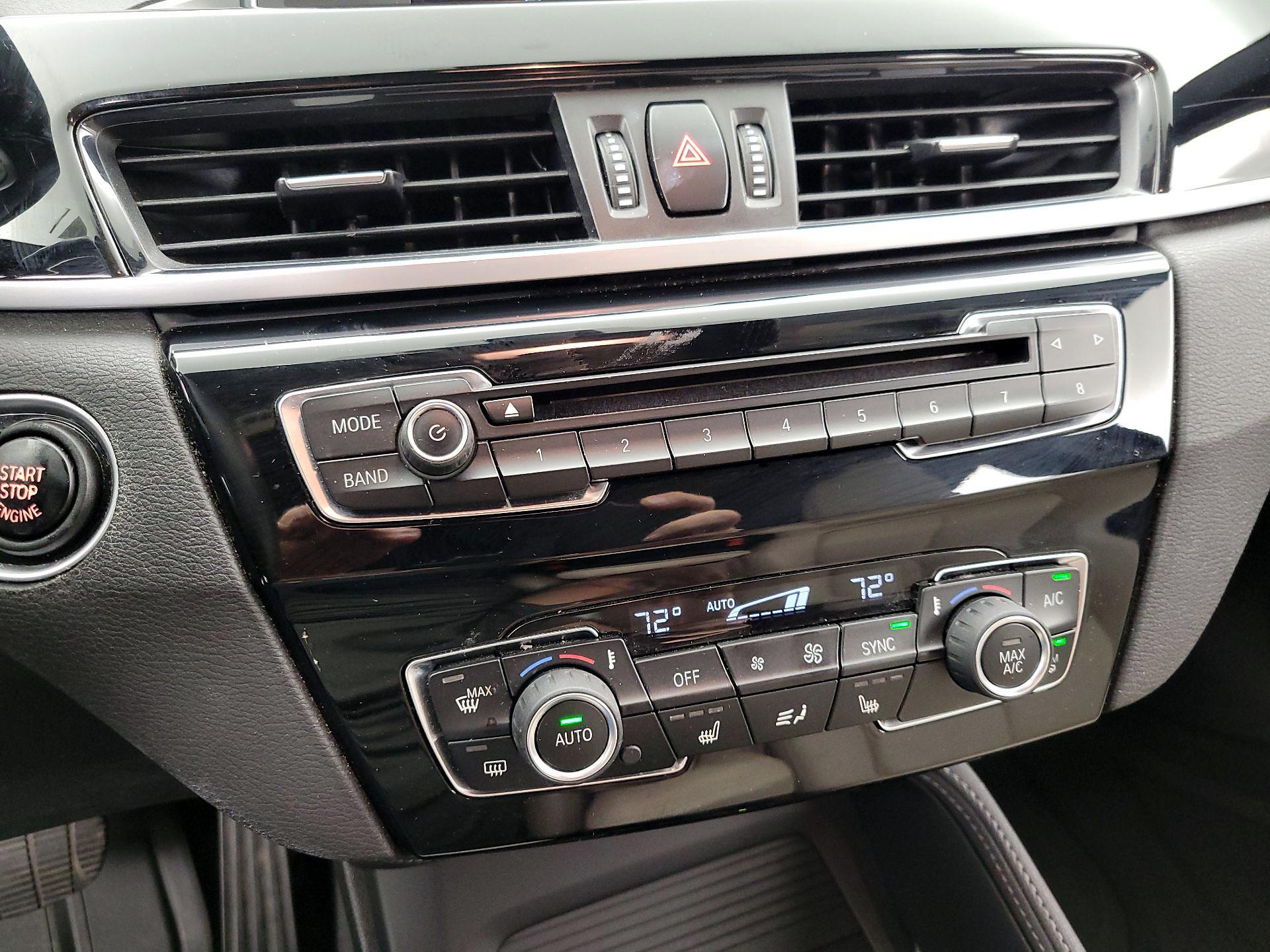 Thumbnail: 2017 BMW X1 - 16